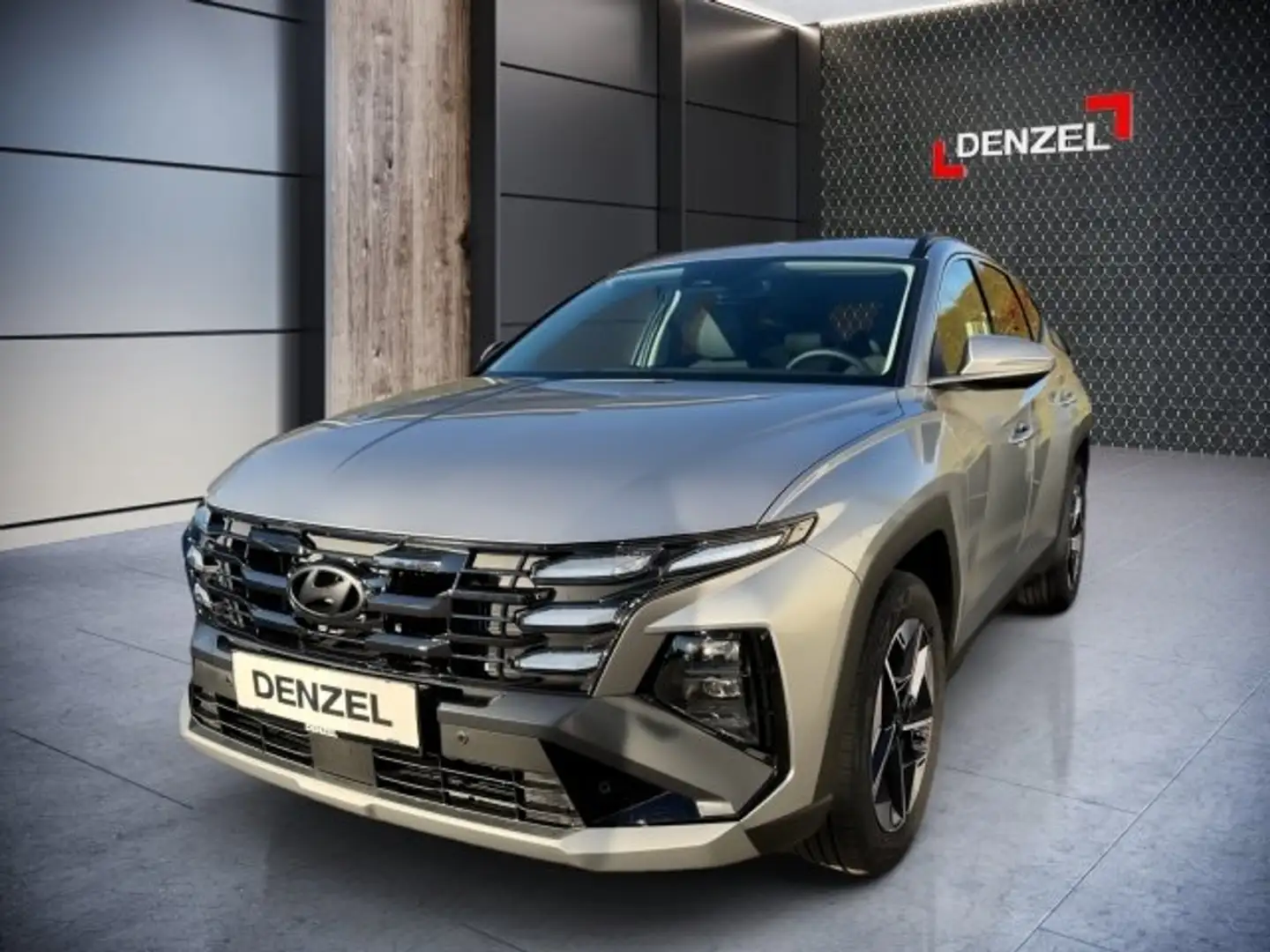 Hyundai TUCSON NX4 GO Plus 1,6 T-GDi 2WD 48V Silber - 2