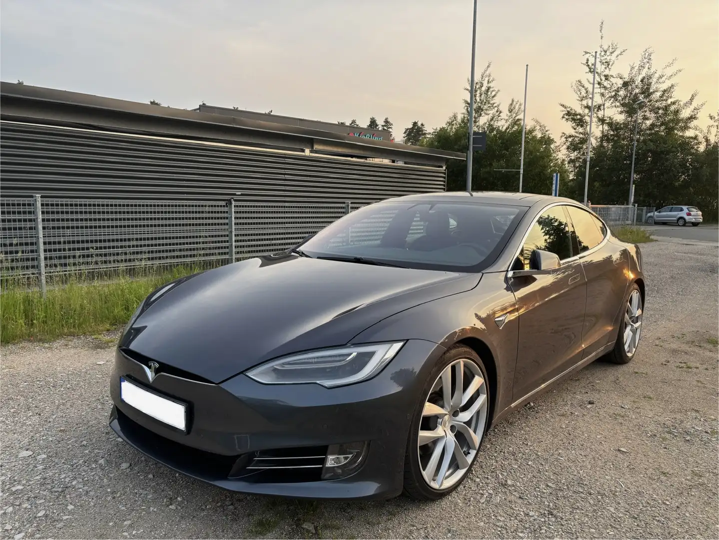 Tesla Model S 75D Free Supercharging, FSD - 2