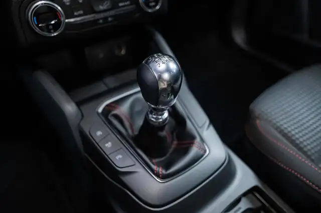 Ford Focus view 10