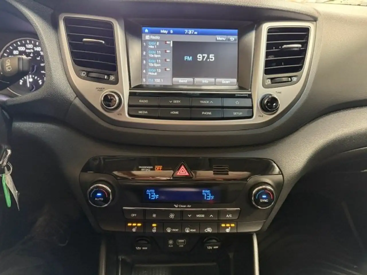 Hyundai TUCSON снимка Hyundai TUCSON