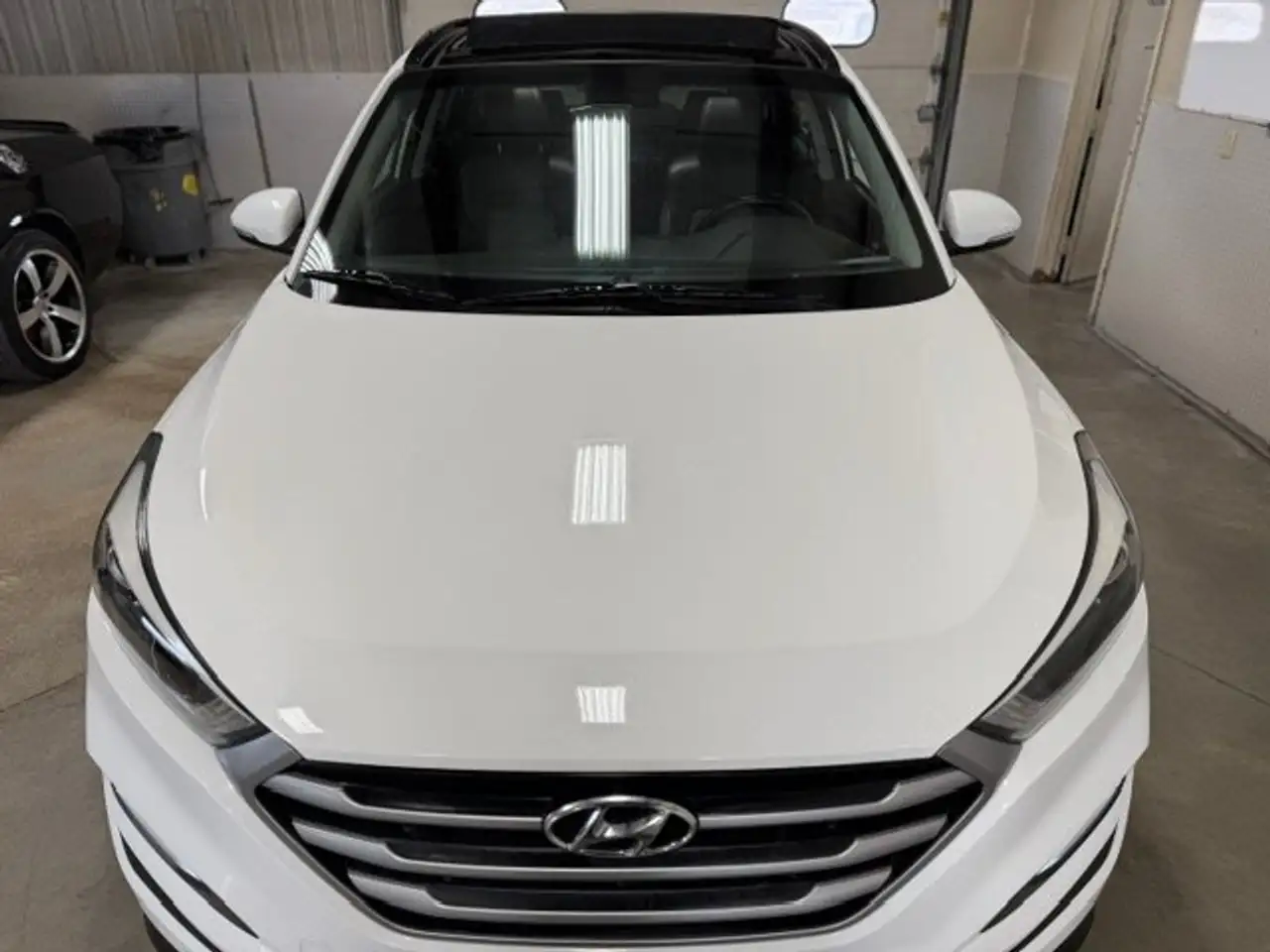 Hyundai TUCSON снимка Hyundai TUCSON