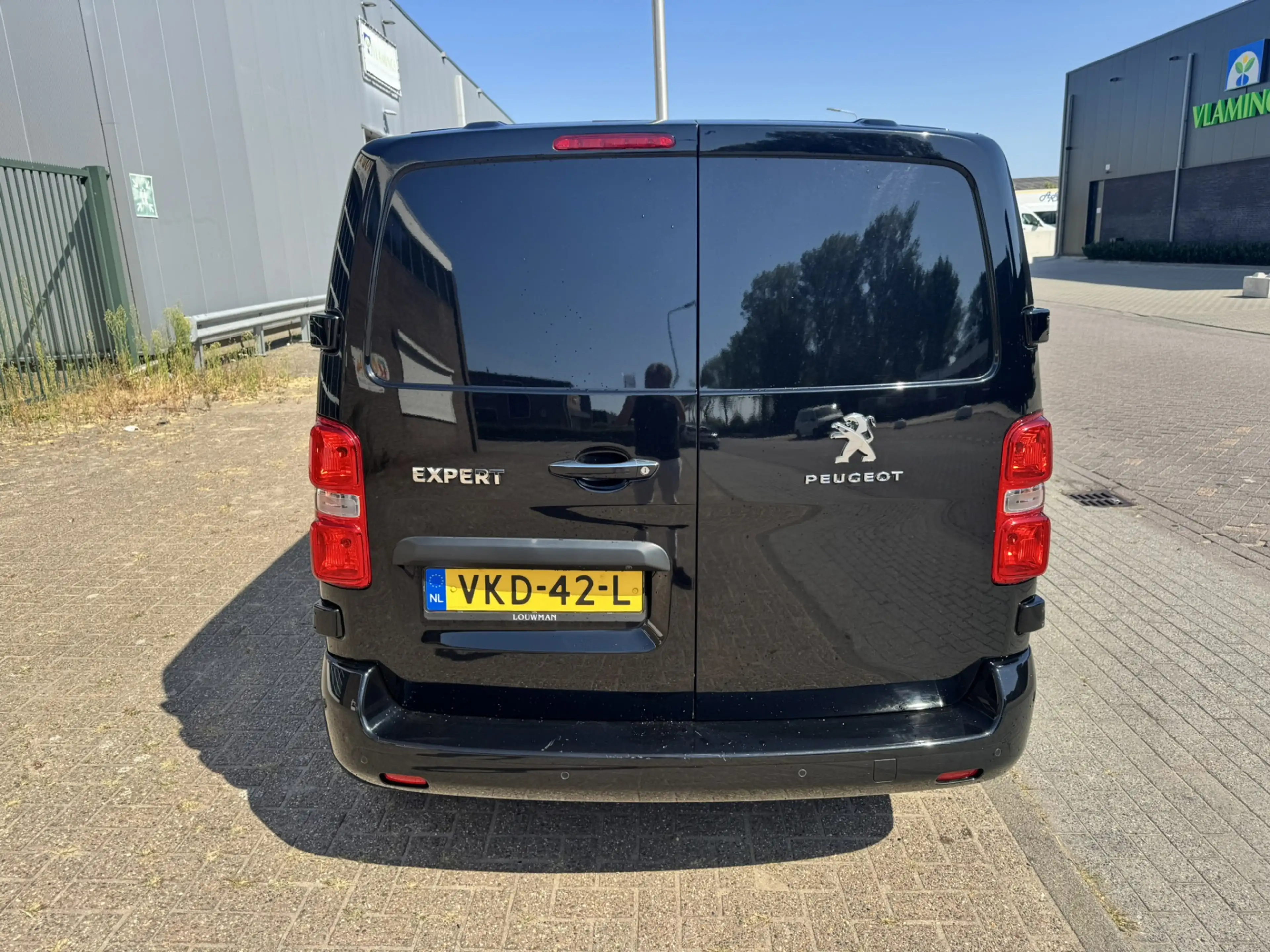 Peugeot Expert 2.0 BlueHDI 120 Compact Premium*Navigatie*Camera*E — photo 6
