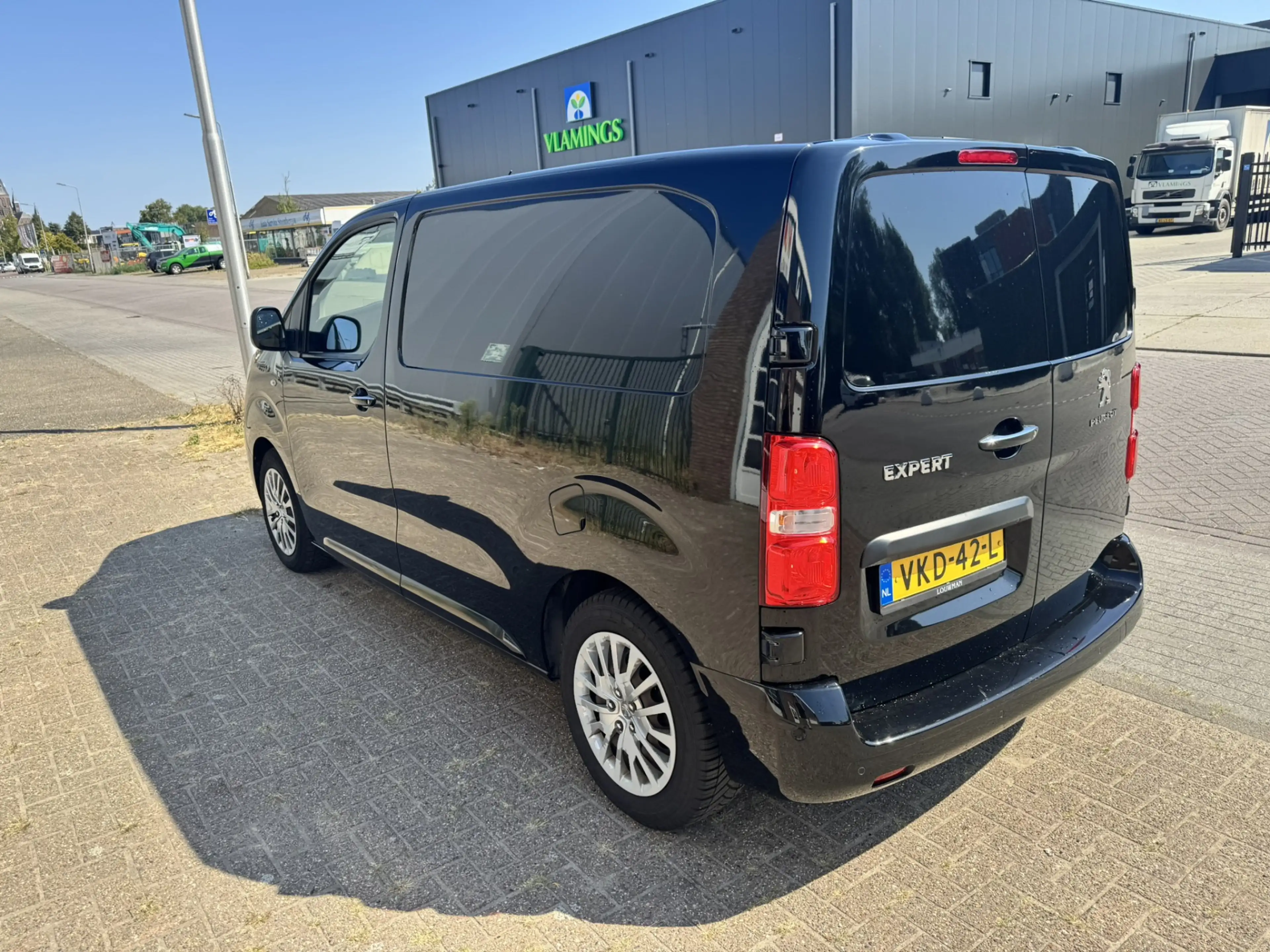 Peugeot Expert 2.0 BlueHDI 120 Compact Premium*Navigatie*Camera*E — photo 8