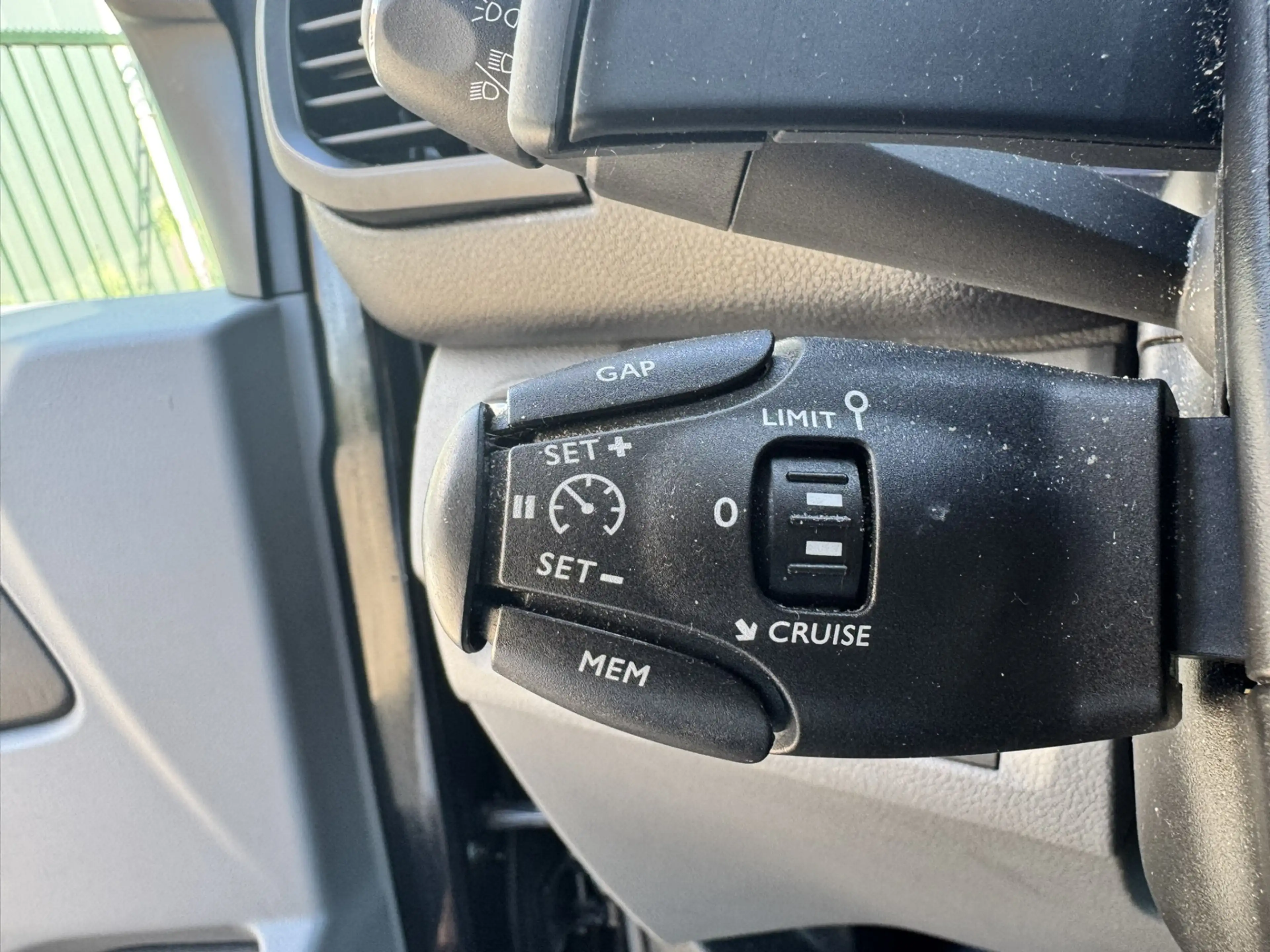 Peugeot Expert 2.0 BlueHDI 120 Compact Premium*Navigatie*Camera*E — photo 15