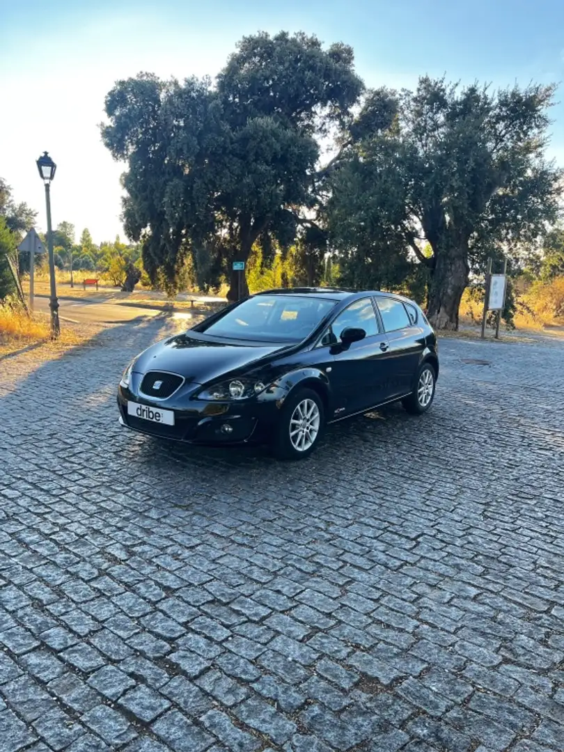 SEAT Leon 1.6TDI CR Style Copa Zwart - 1