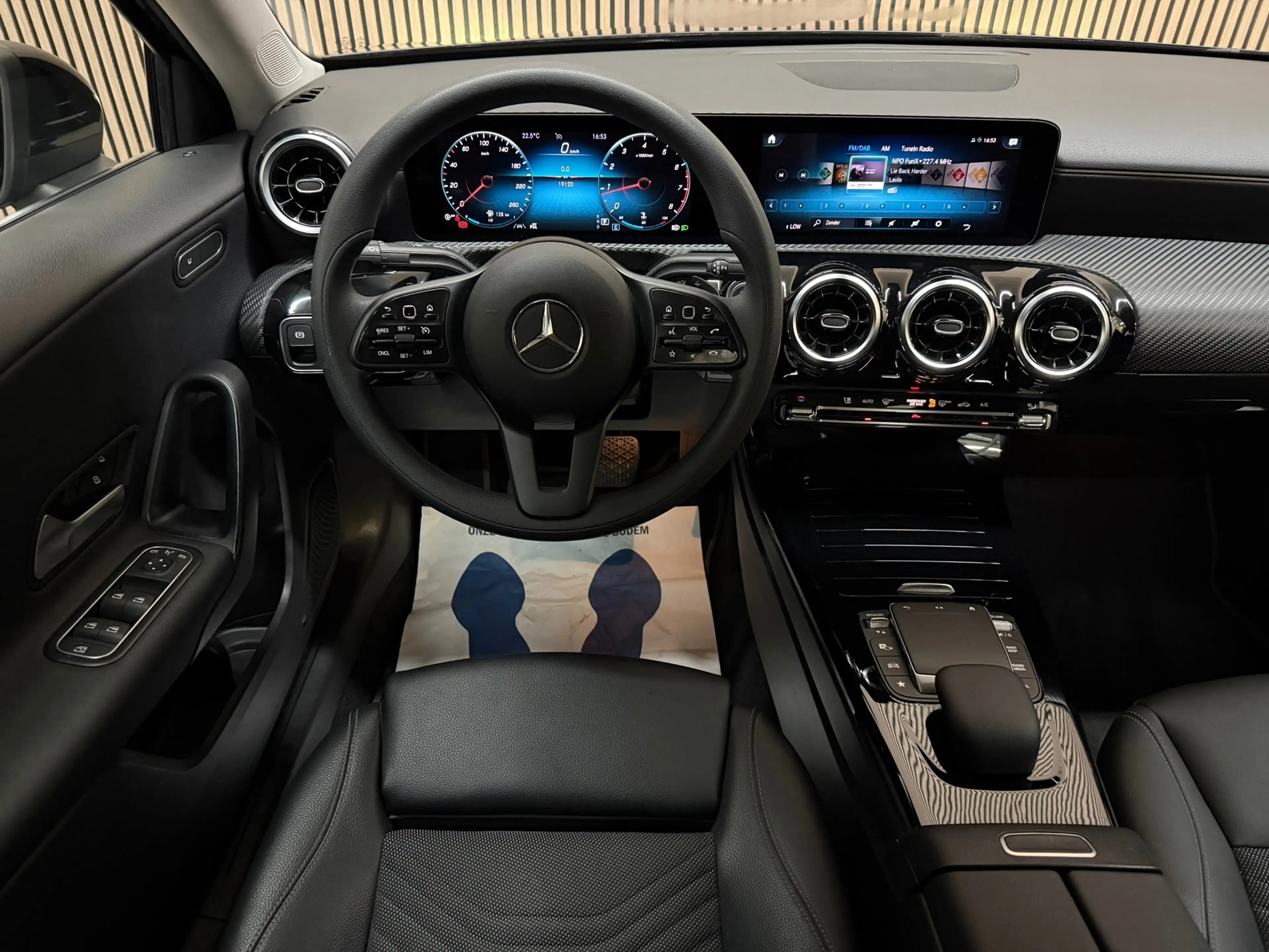 Mercedes-Benz A 200 Business Solution 2021 LED CRUISE CAMERA — photo 15