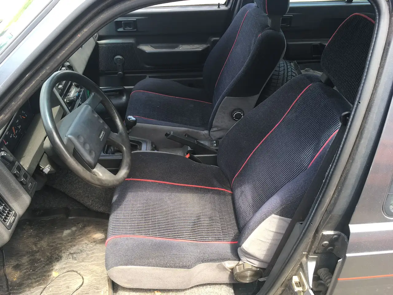 Volvo 360 GL Redline, foto 10