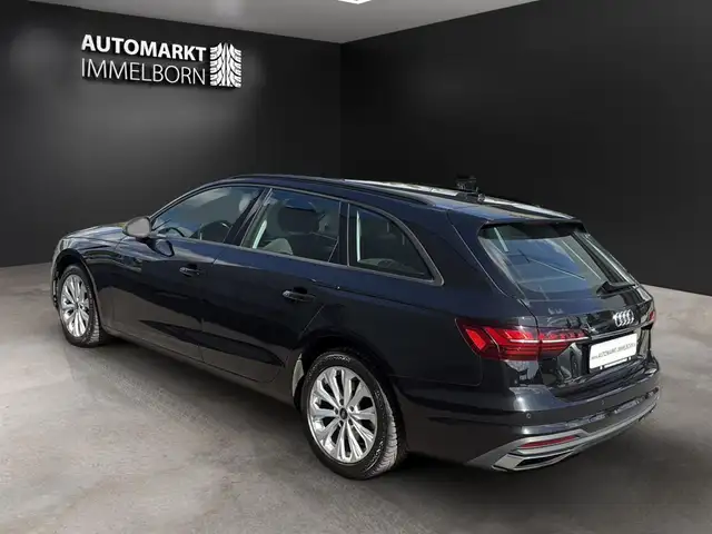 Audi A4 view 6