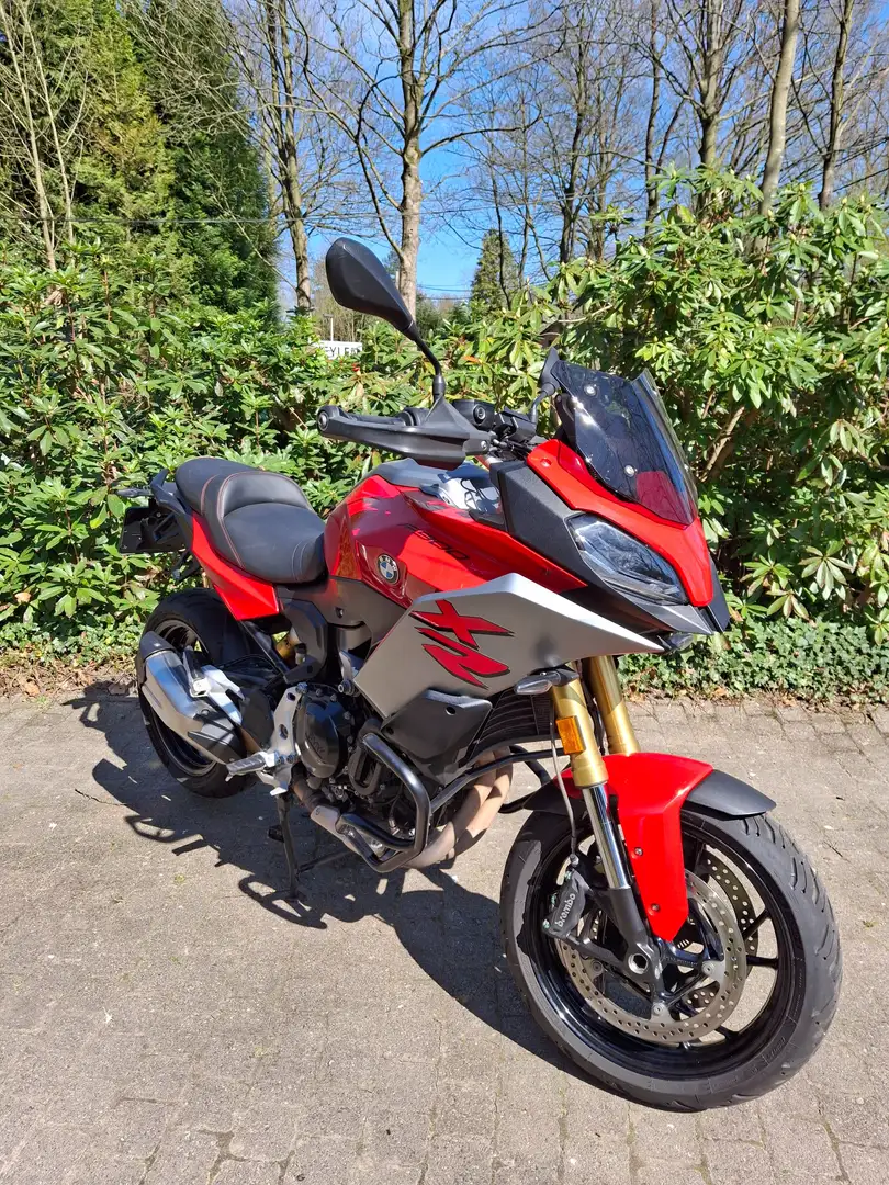 BMW F 900 XR Rouge - 2