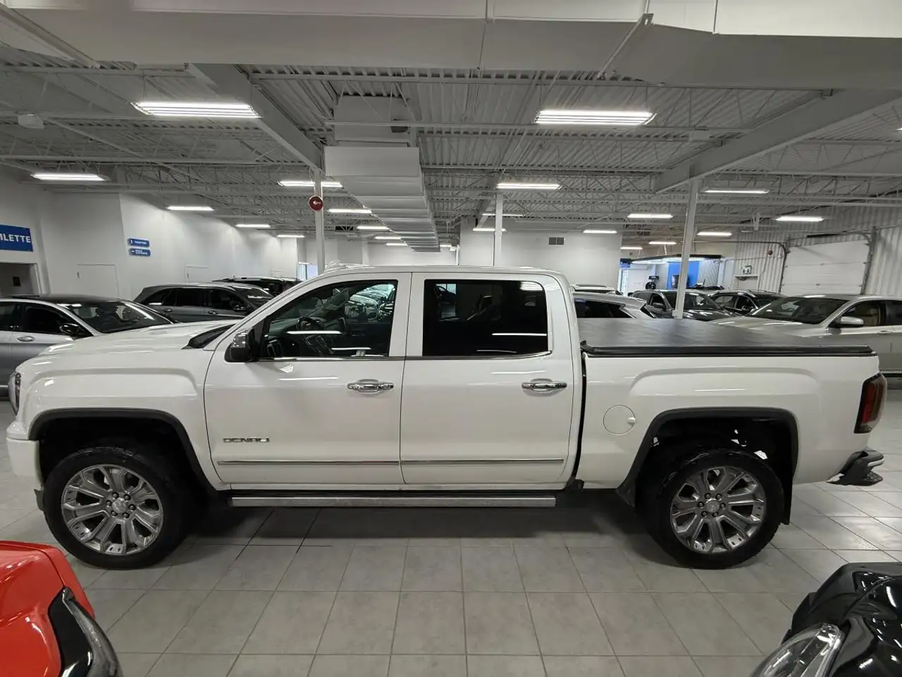 GMC Sierra 1500 снимка GMC Sierra 1500