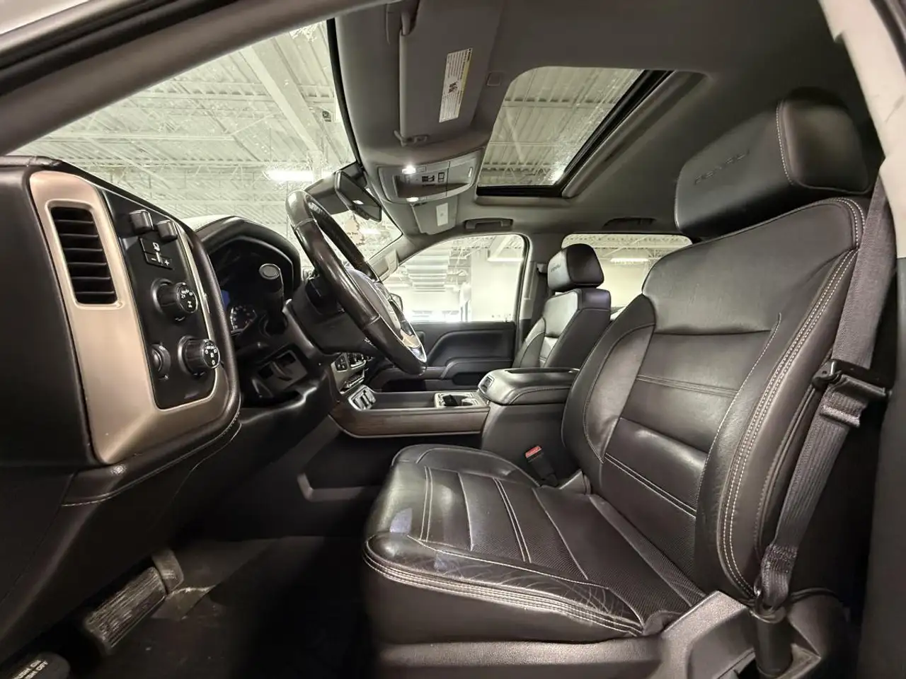 GMC Sierra 1500 снимка GMC Sierra 1500