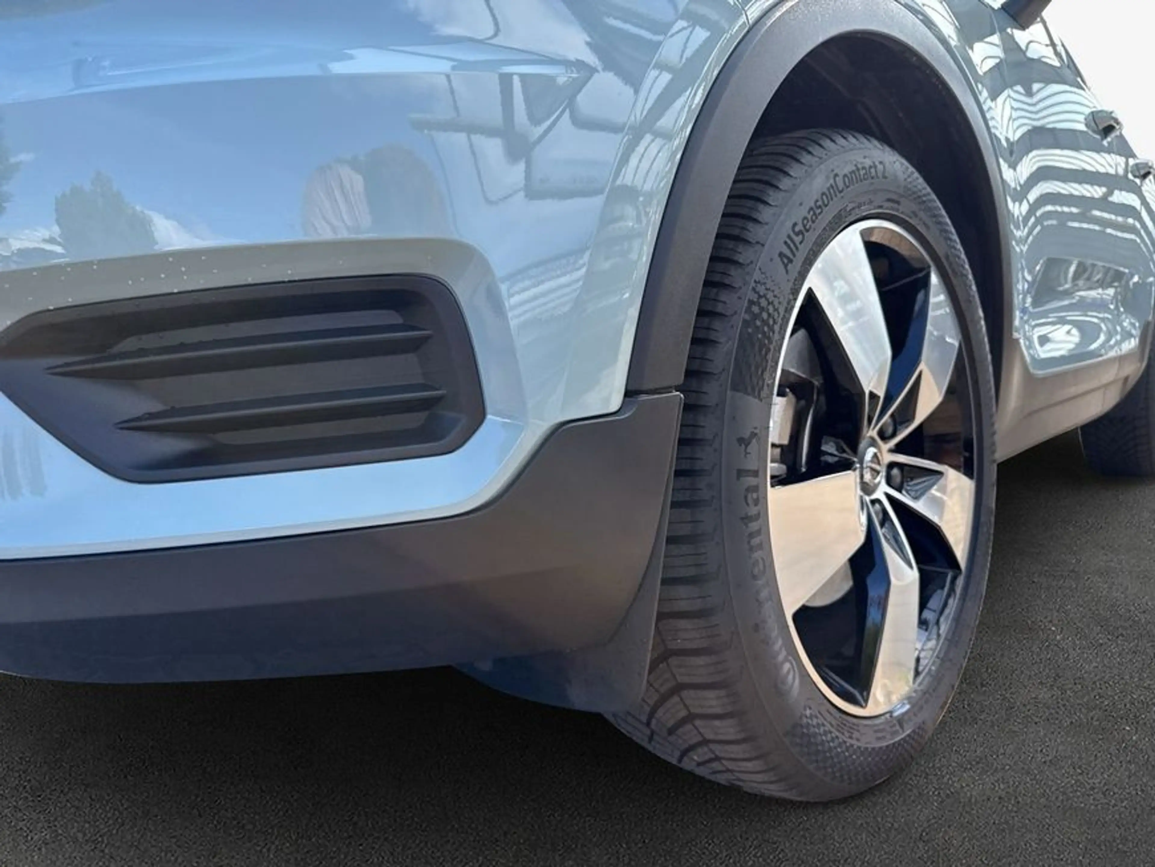 Volvo XC40 XC40 T4 Geartronic Momentum — photo 6