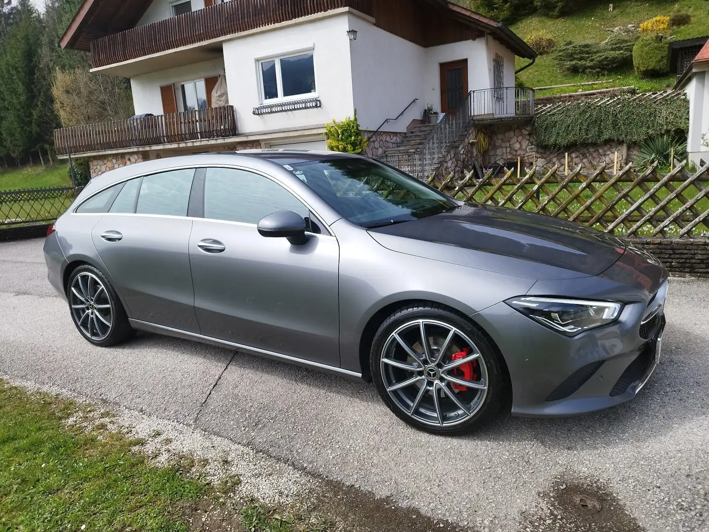 Mercedes-Benz CLA 200 d Shooting Brake 8G-DCT Edition 1 - 1