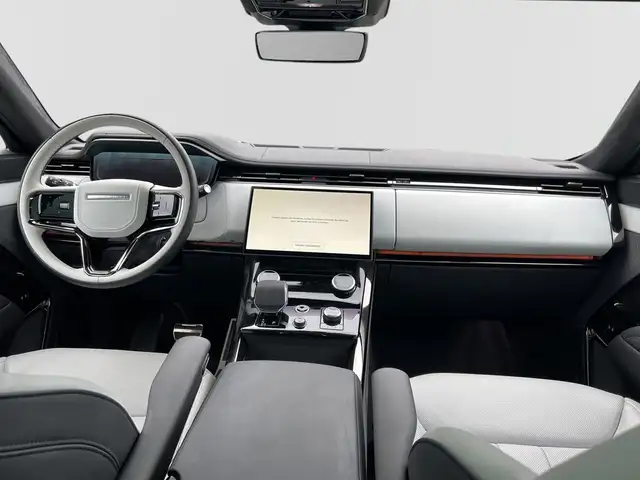 Land Rover Range Rover Sport view 9