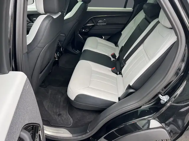 Land Rover Range Rover Sport view 12