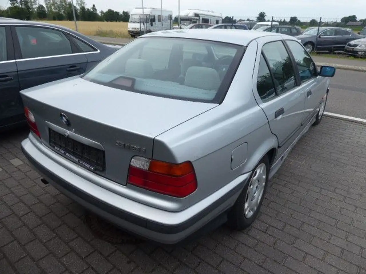 BMW 316, foto 4