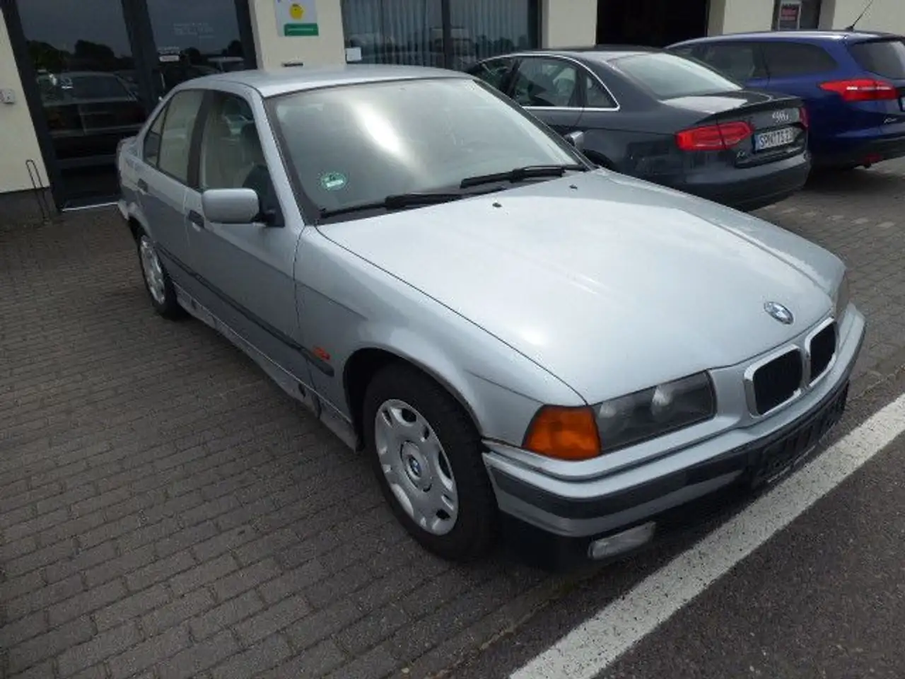 BMW 316, foto 3