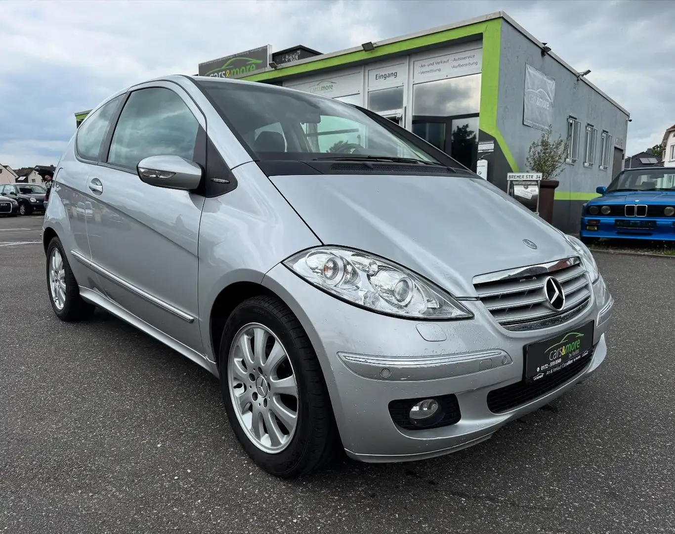 Mercedes-Benz A 200 A 200 (169)-AUTOMATIK-LEDER-PANORAMA Grau - 1