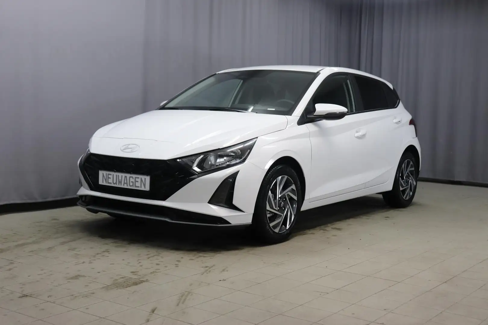 Hyundai i20 i Line Plus 1.0 T-GDi 74kW, 5 Jahre Herstellerg... Weiß - 1