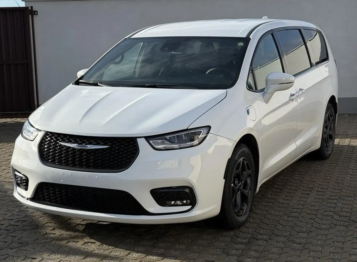 Chrysler Pacifica Weiß - 1