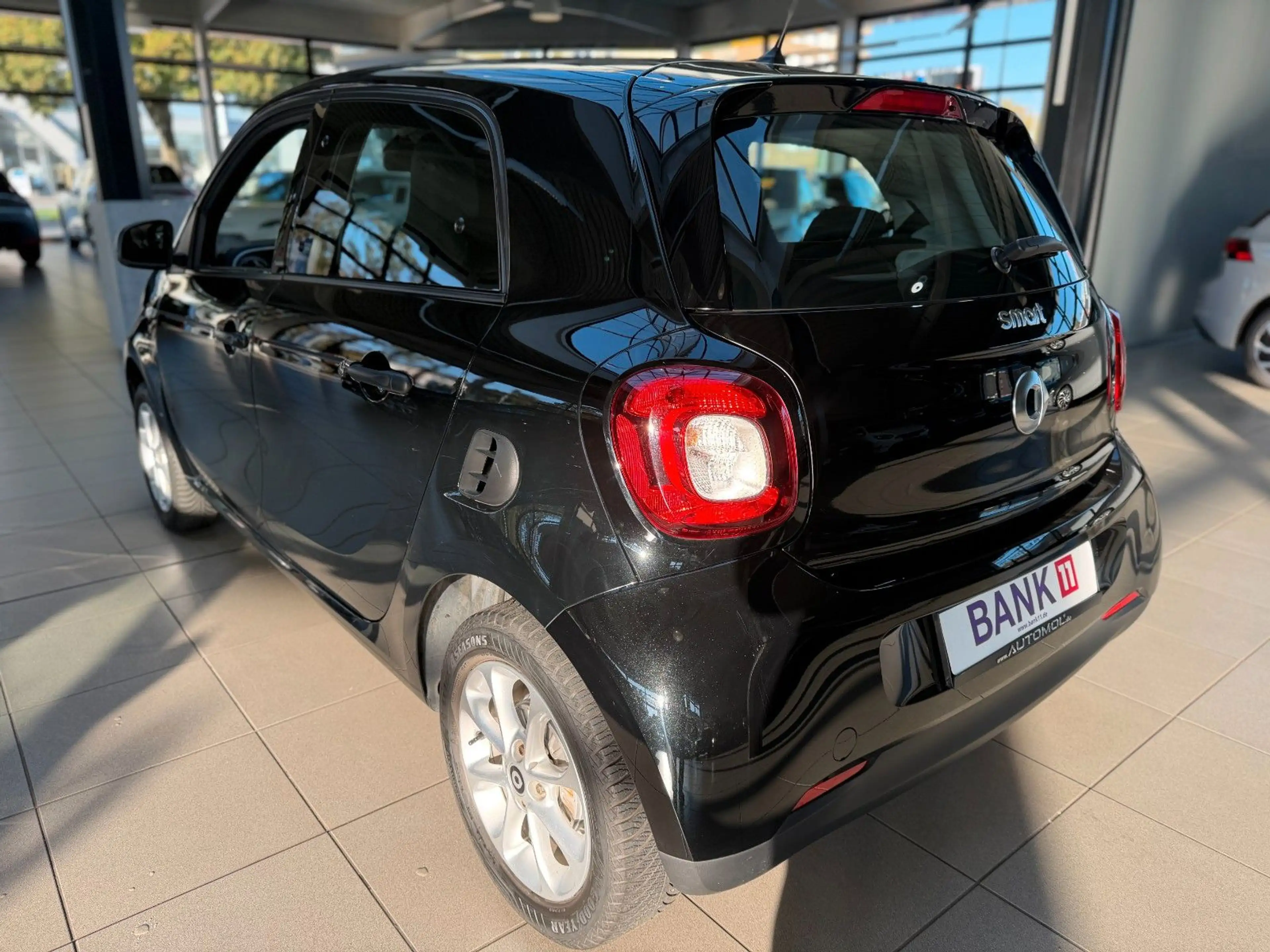 smart forFour forfour Basis 52 kW — photo 5