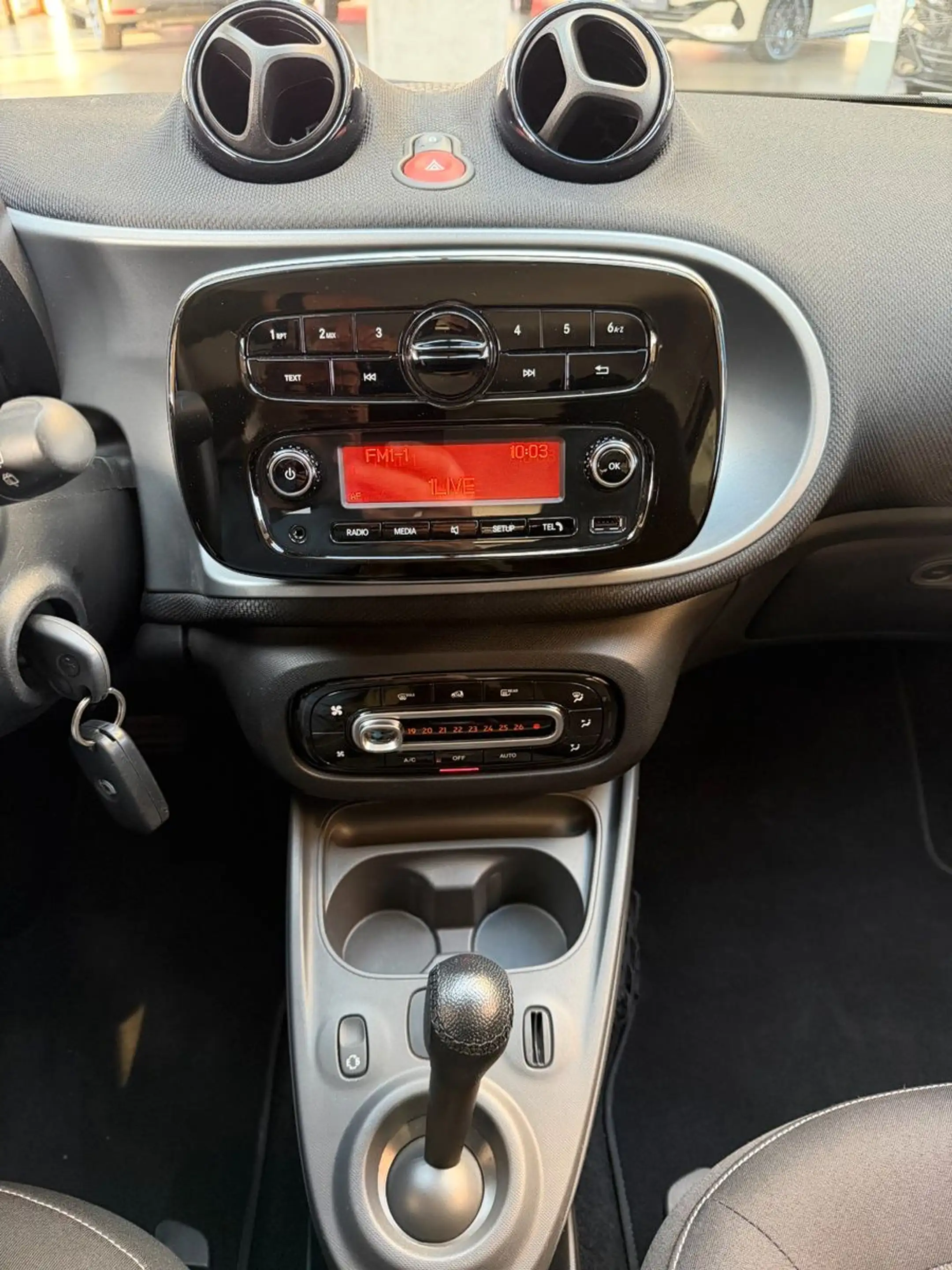 smart forFour forfour Basis 52 kW — photo 10