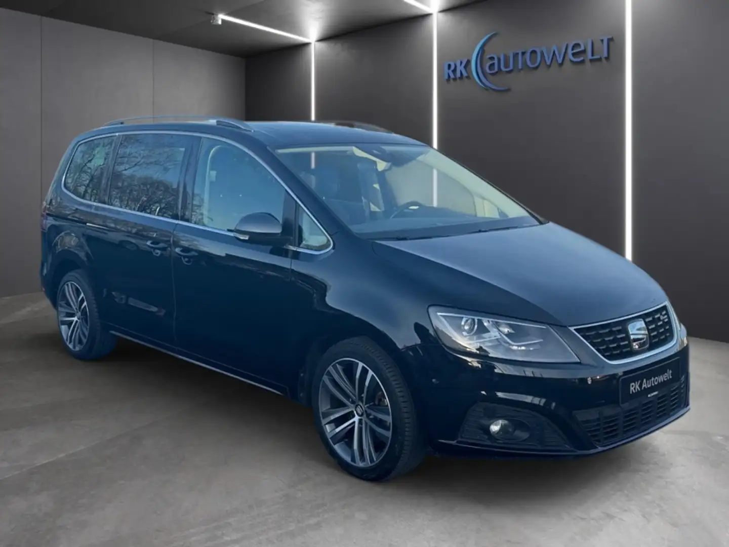 SEAT Alhambra FR-Line 7-Sitzer Xenon Pano AHK ACC DCC Schwarz - 2