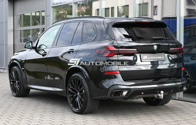 BMW X5 view 3