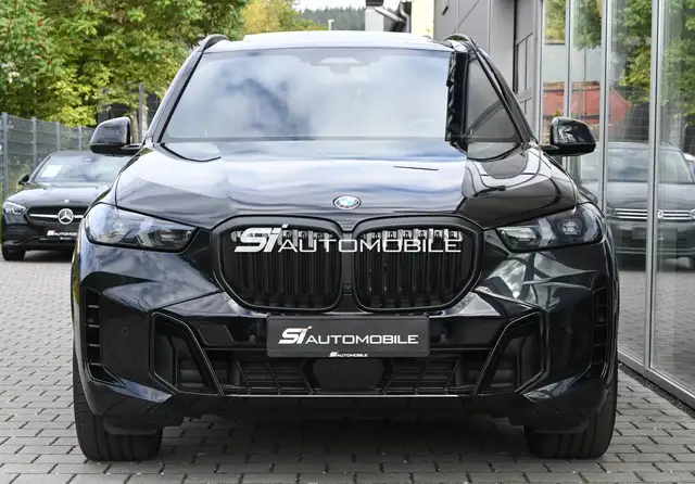 BMW X5 view 8