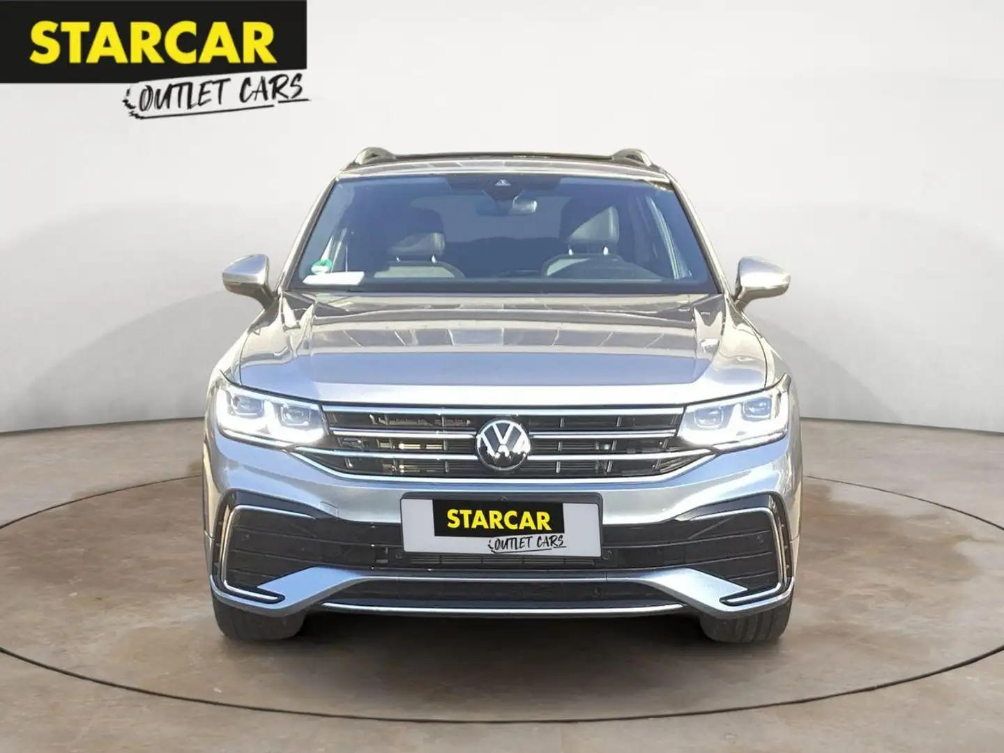 Volkswagen Tiguan Allspace R-LINE 2.0TDI+4MOTION+7-SITZER+PANO+ Plateado - 2