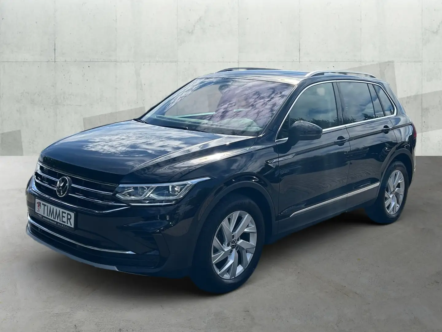 Volkswagen Tiguan 2.0 TDI DSG ELEGANCE *AHK *IQ.LIGHT *RKAM *ACC *A Schwarz - 2