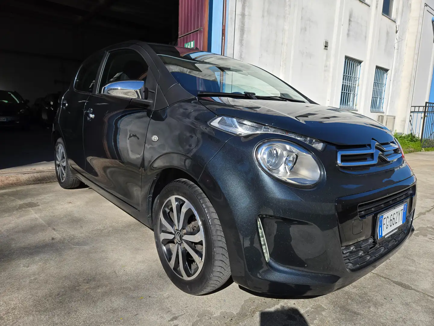 Citroen C1 C1  5p 1.0 vti Shine E6- FULL OPTIONAL Gris - 2