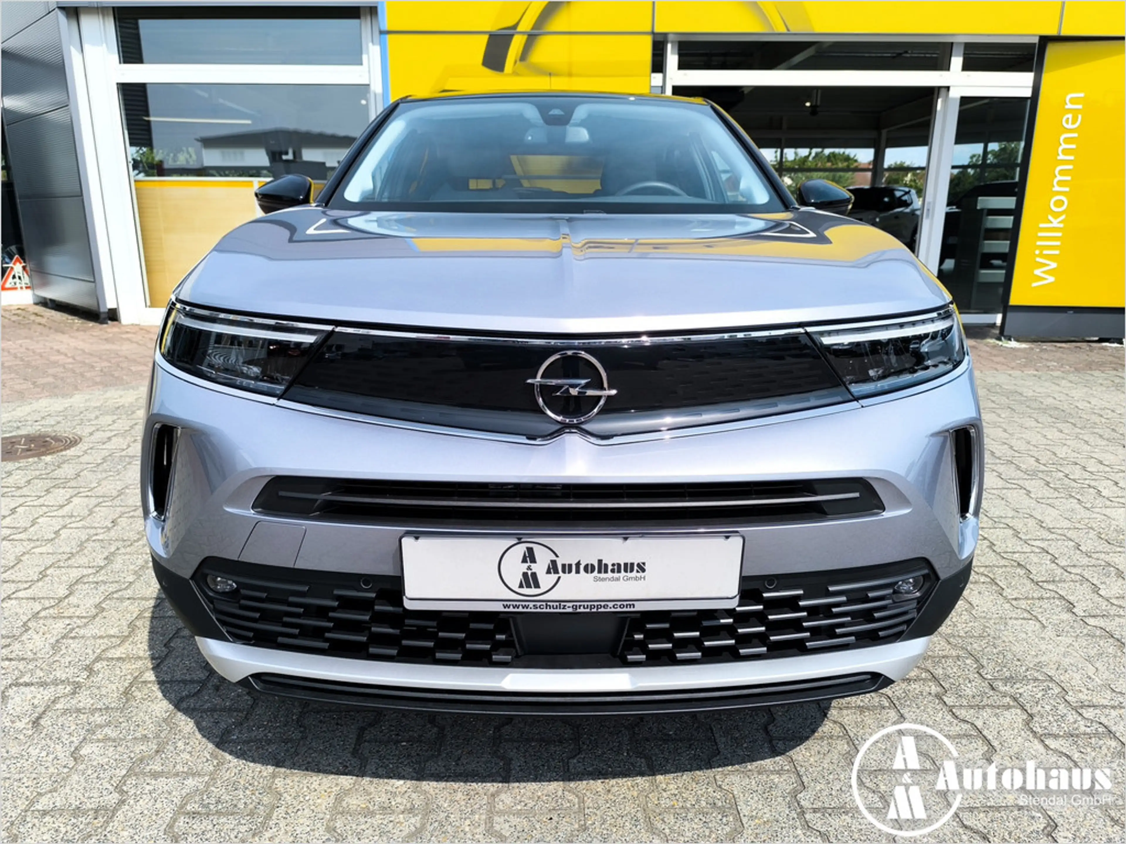 Opel Mokka-E — photo 4