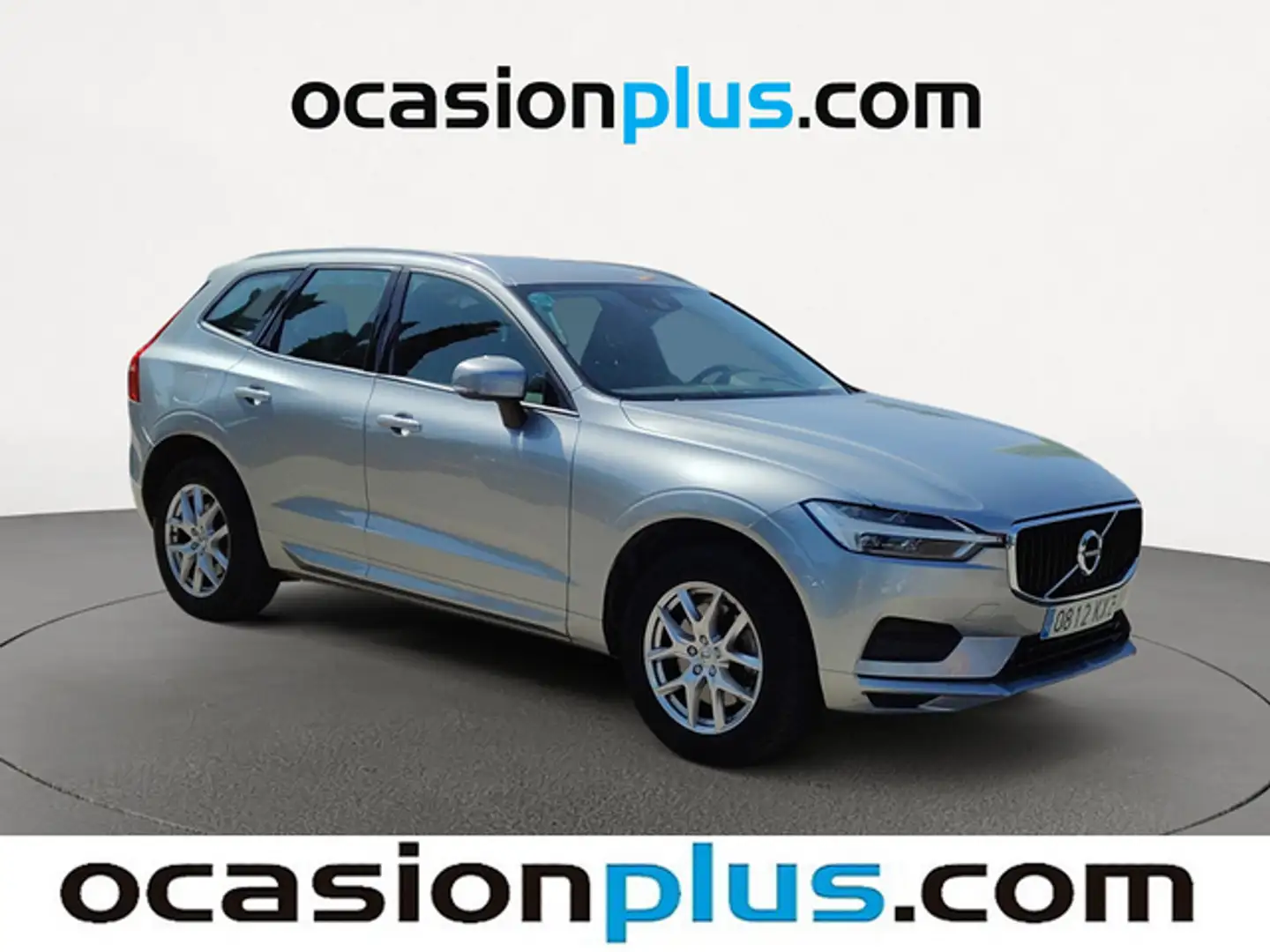 Volvo XC60 T4 Momentum Aut. 190 Plateado - 2