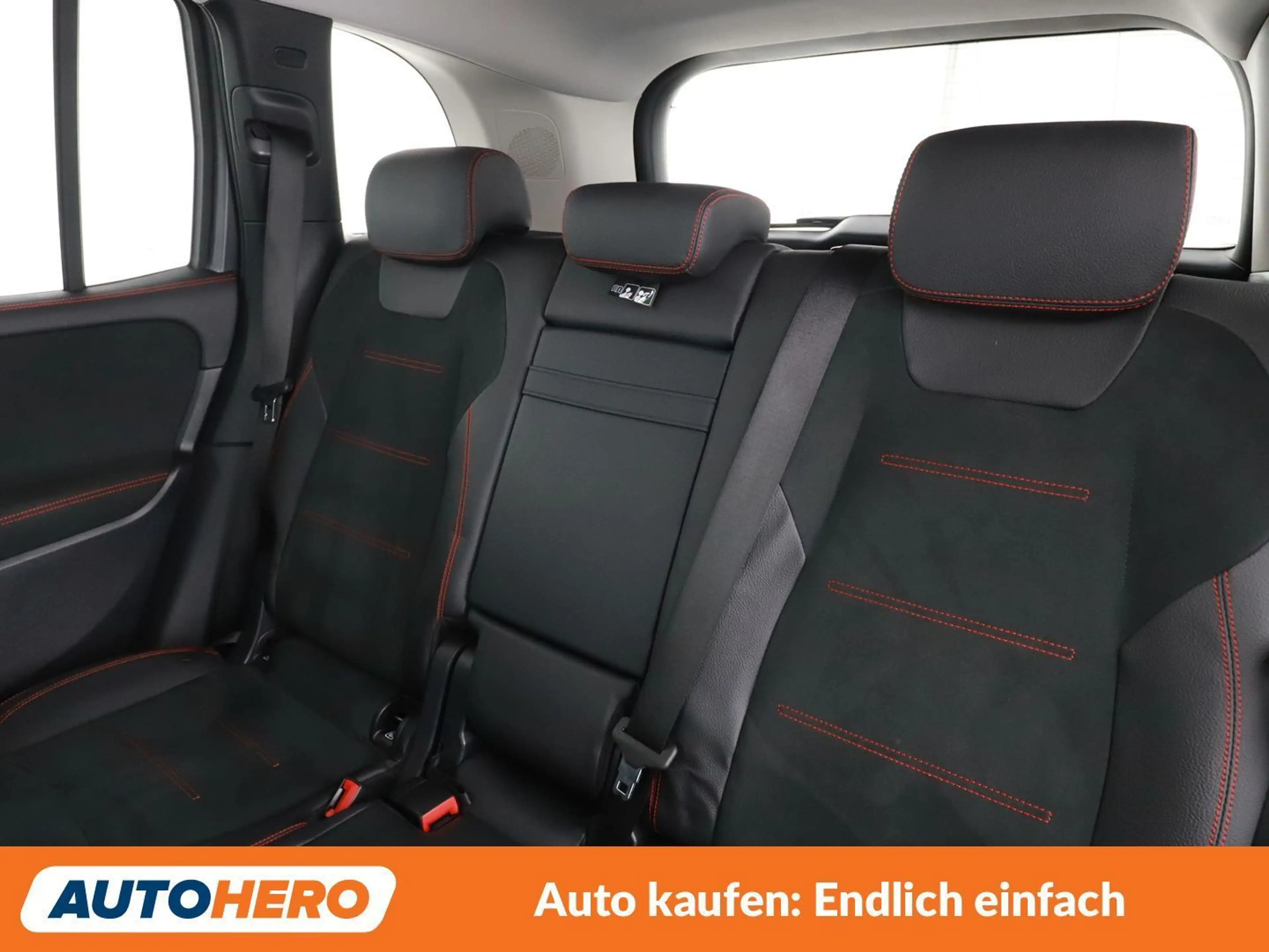 Mercedes-Benz GLB 200 GLB 200 d 4Matic AMG Line — photo 14