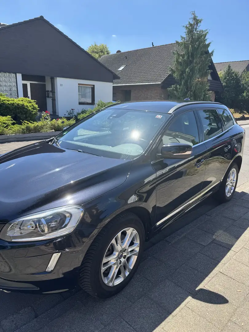 Volvo XC60 D3 Geartronic Summum Negru - 1