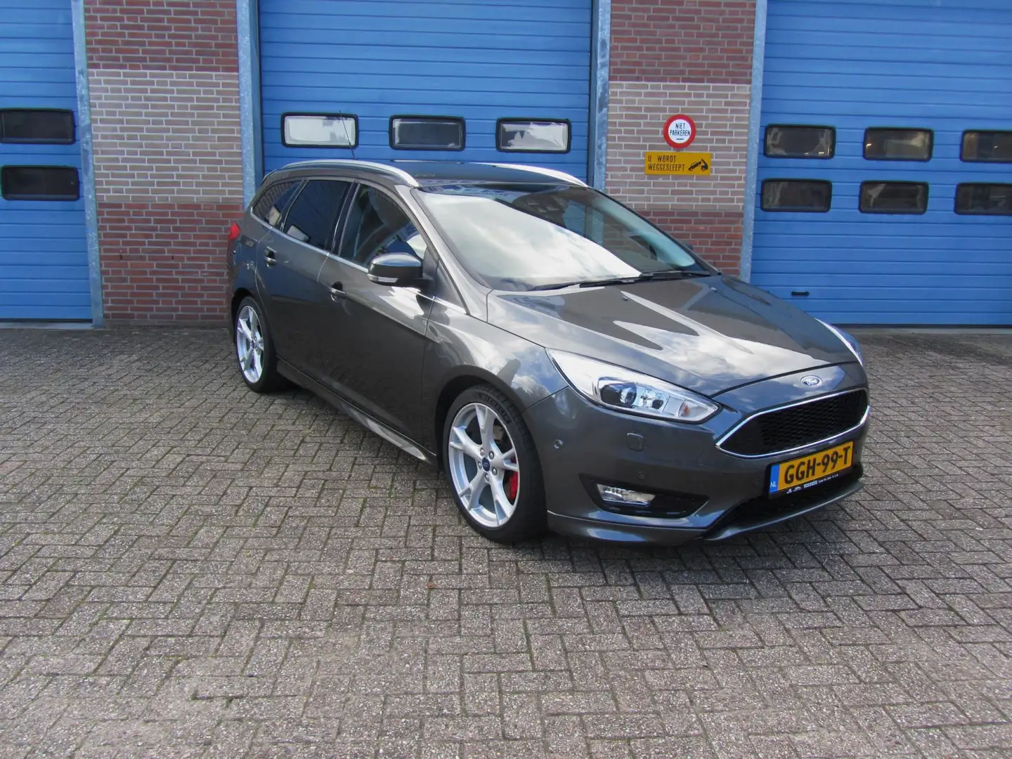 Ford Focus Wagon 1.5 Titanium|5 deurs|cruise control|nieuwe d Gris - 2