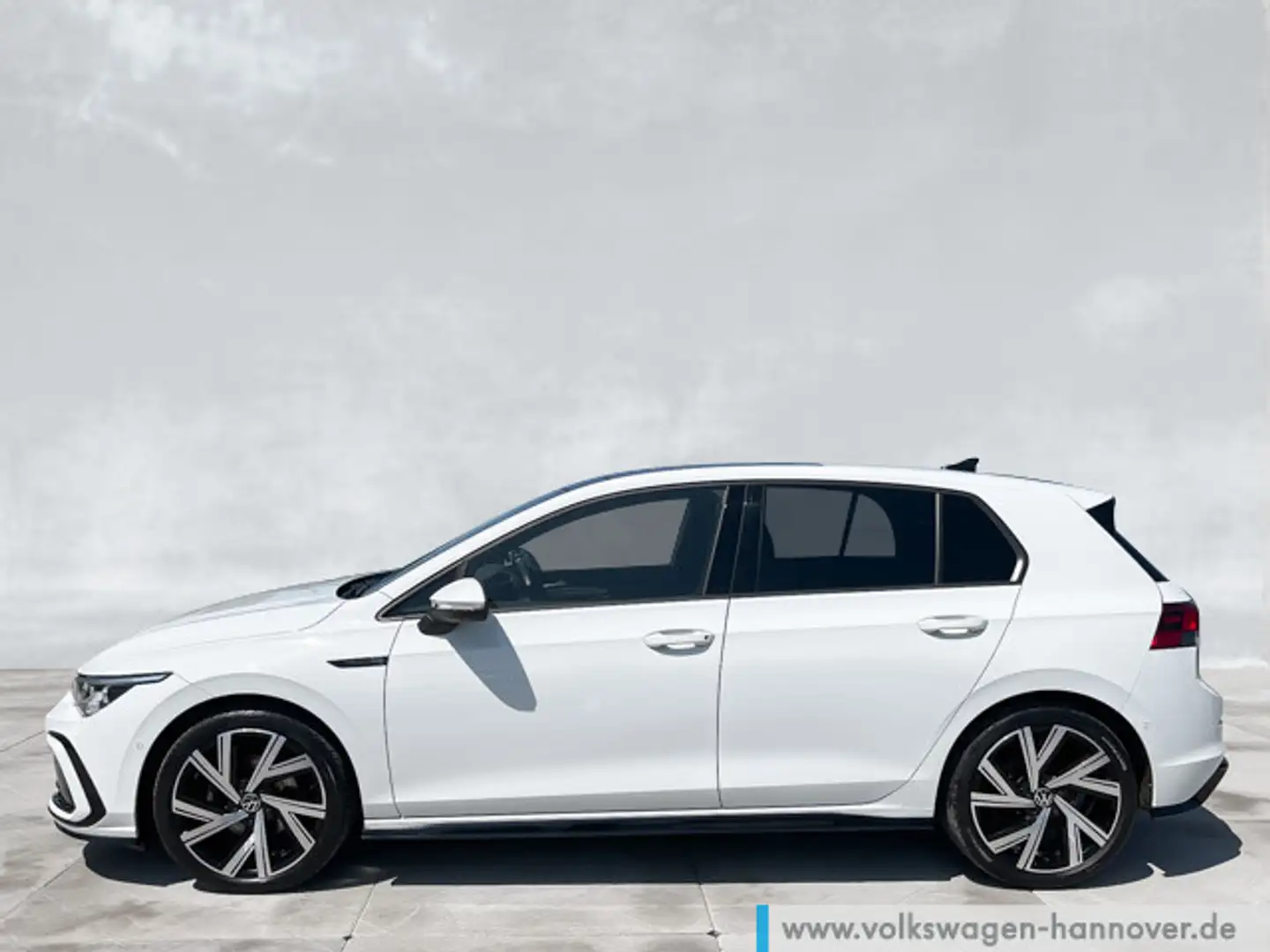 Volkswagen Golf VIII 2.0 TDI DSG R-Line Pano Navi LED PDC D Wit - 2
