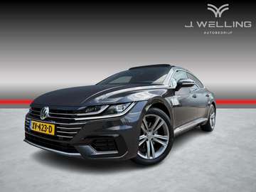 1.5 TSI Business R pano / camera / massage