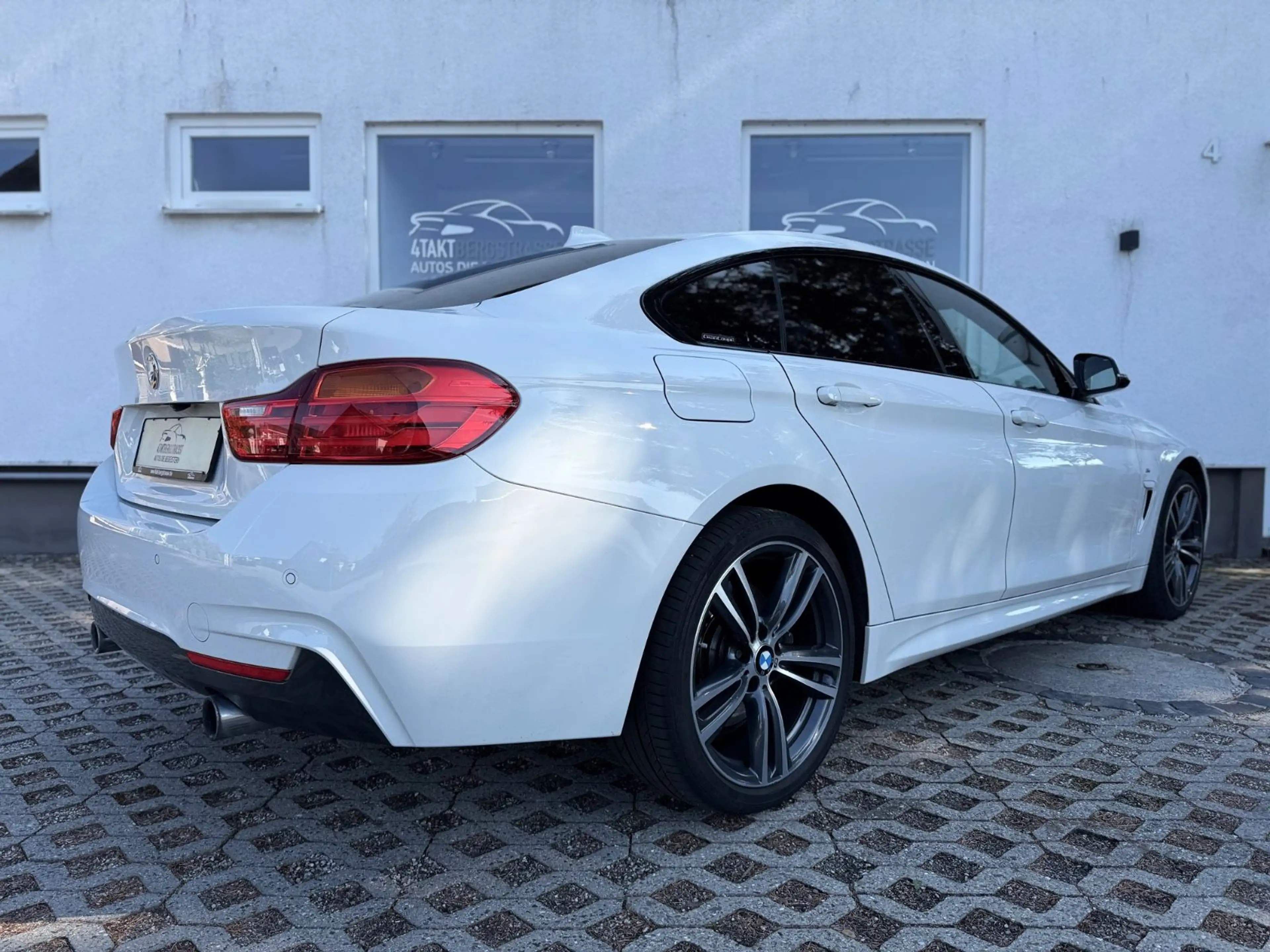 BMW 440 i xDrive Gran Coupé M-Paket Navi HUD h/k GLSD — photo 7