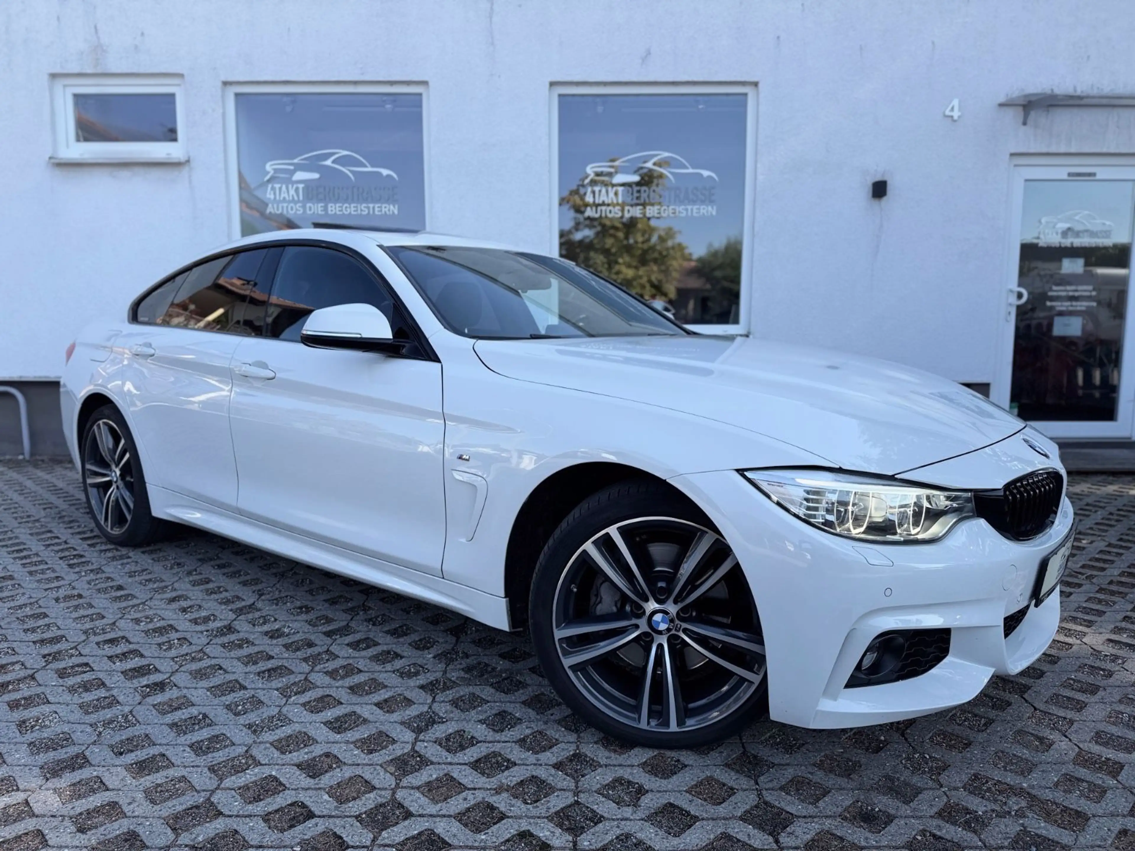 BMW 440 i xDrive Gran Coupé M-Paket Navi HUD h/k GLSD — photo 4