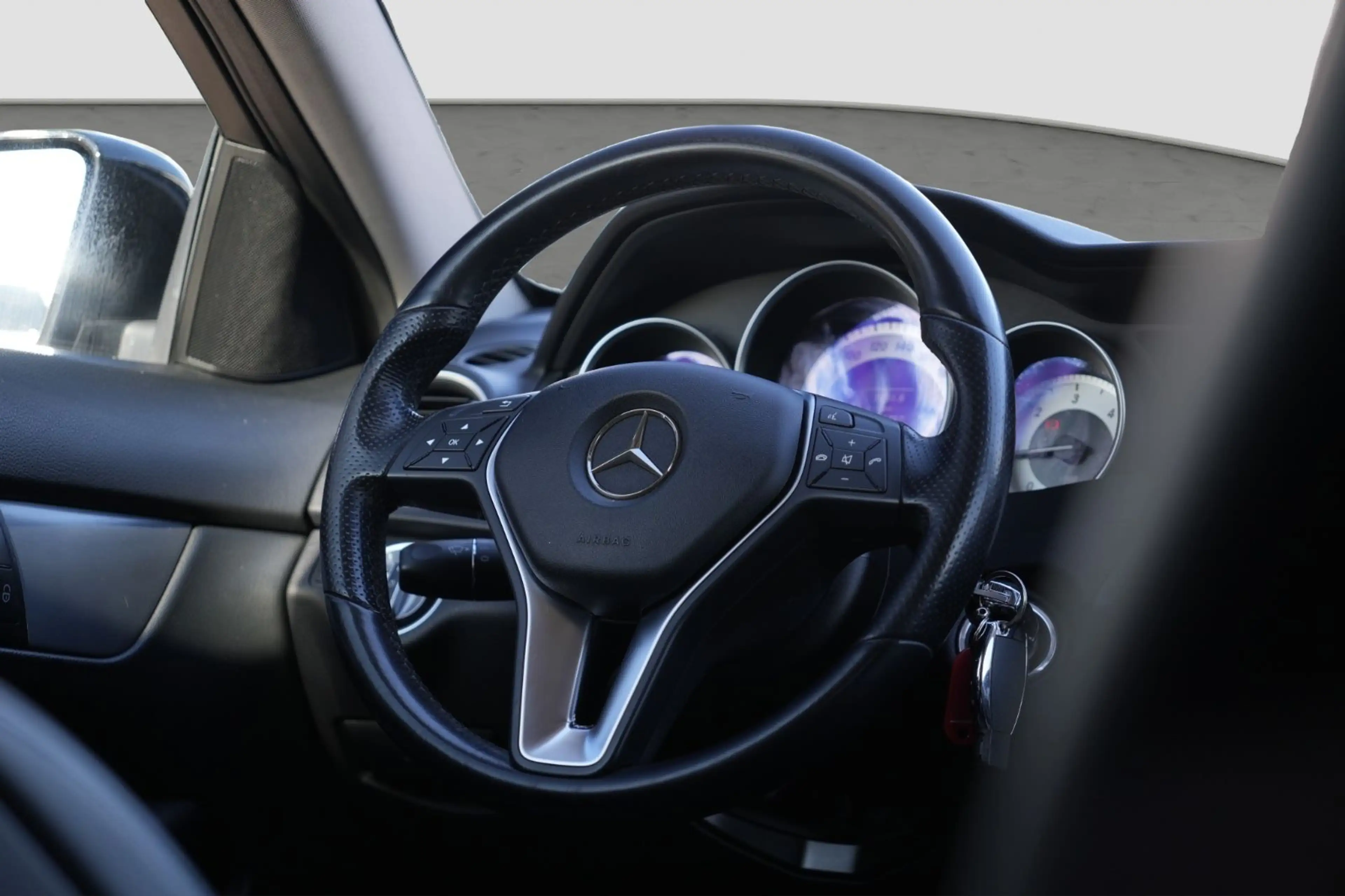 Mercedes-Benz C 250 Coupe C 250 CDI BlueEfficiency/NAVIGATION/PTS/ — photo 12