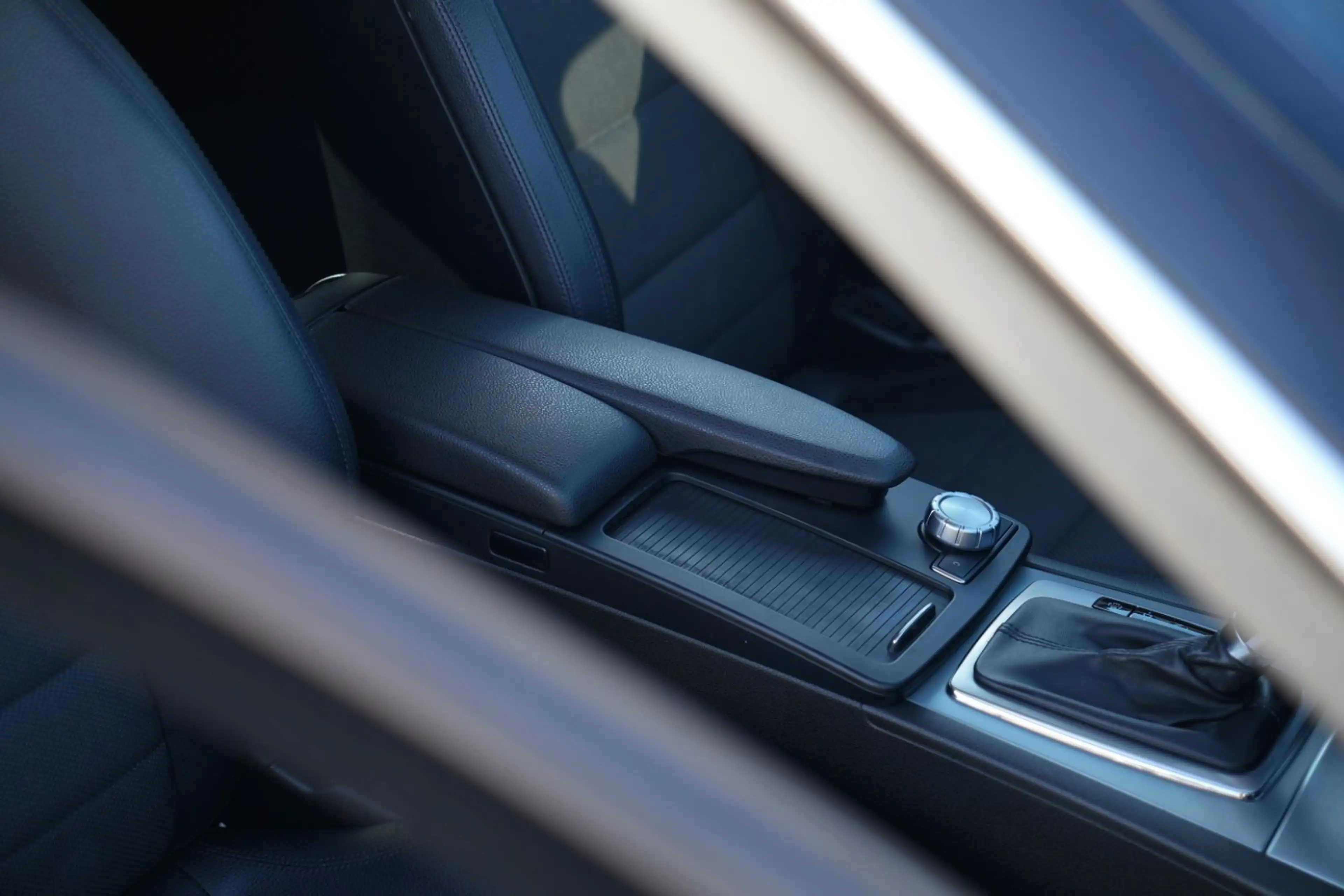Mercedes-Benz C 250 Coupe C 250 CDI BlueEfficiency/NAVIGATION/PTS/ — photo 33