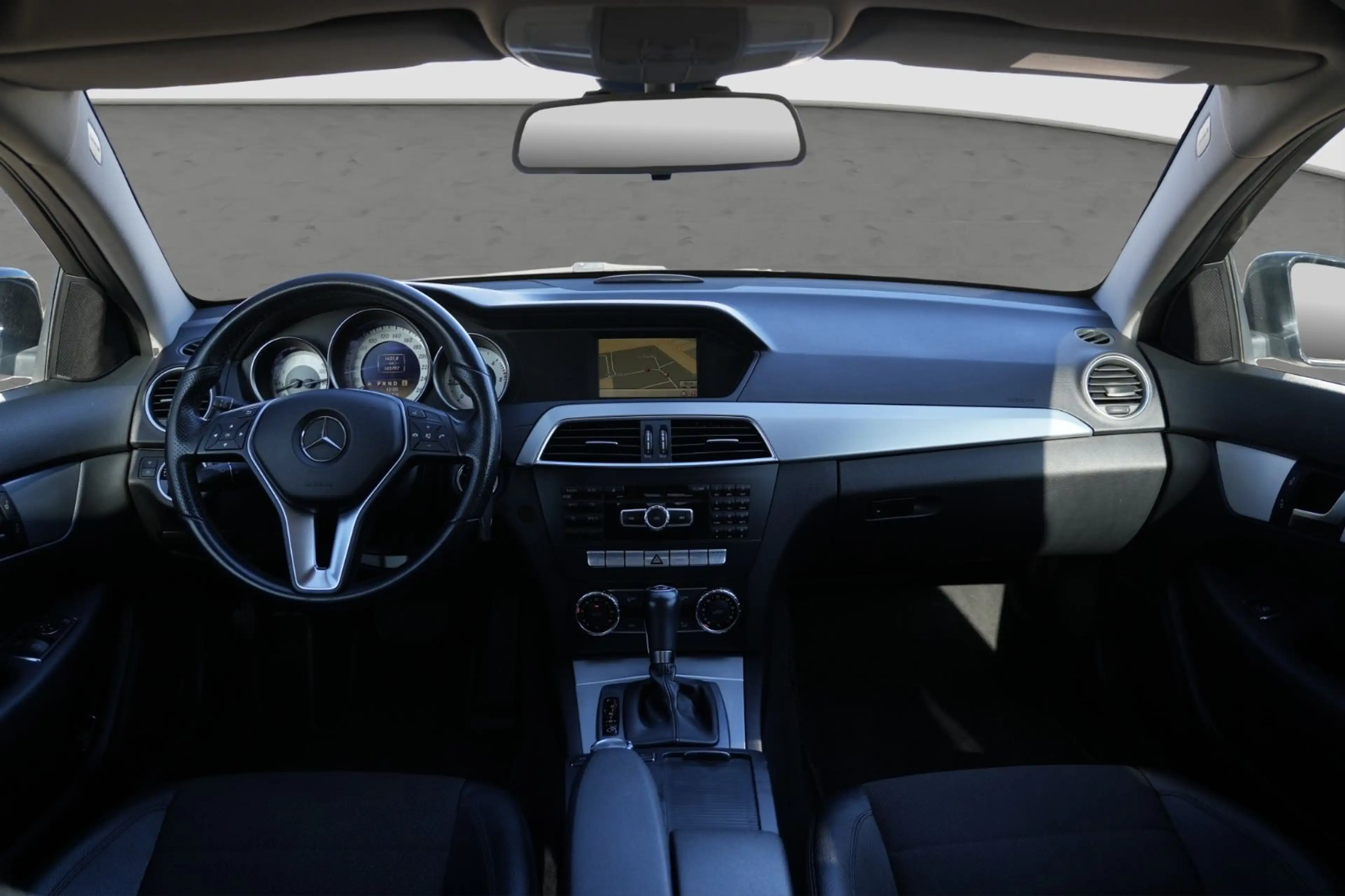 Mercedes-Benz C 250 Coupe C 250 CDI BlueEfficiency/NAVIGATION/PTS/ — photo 11
