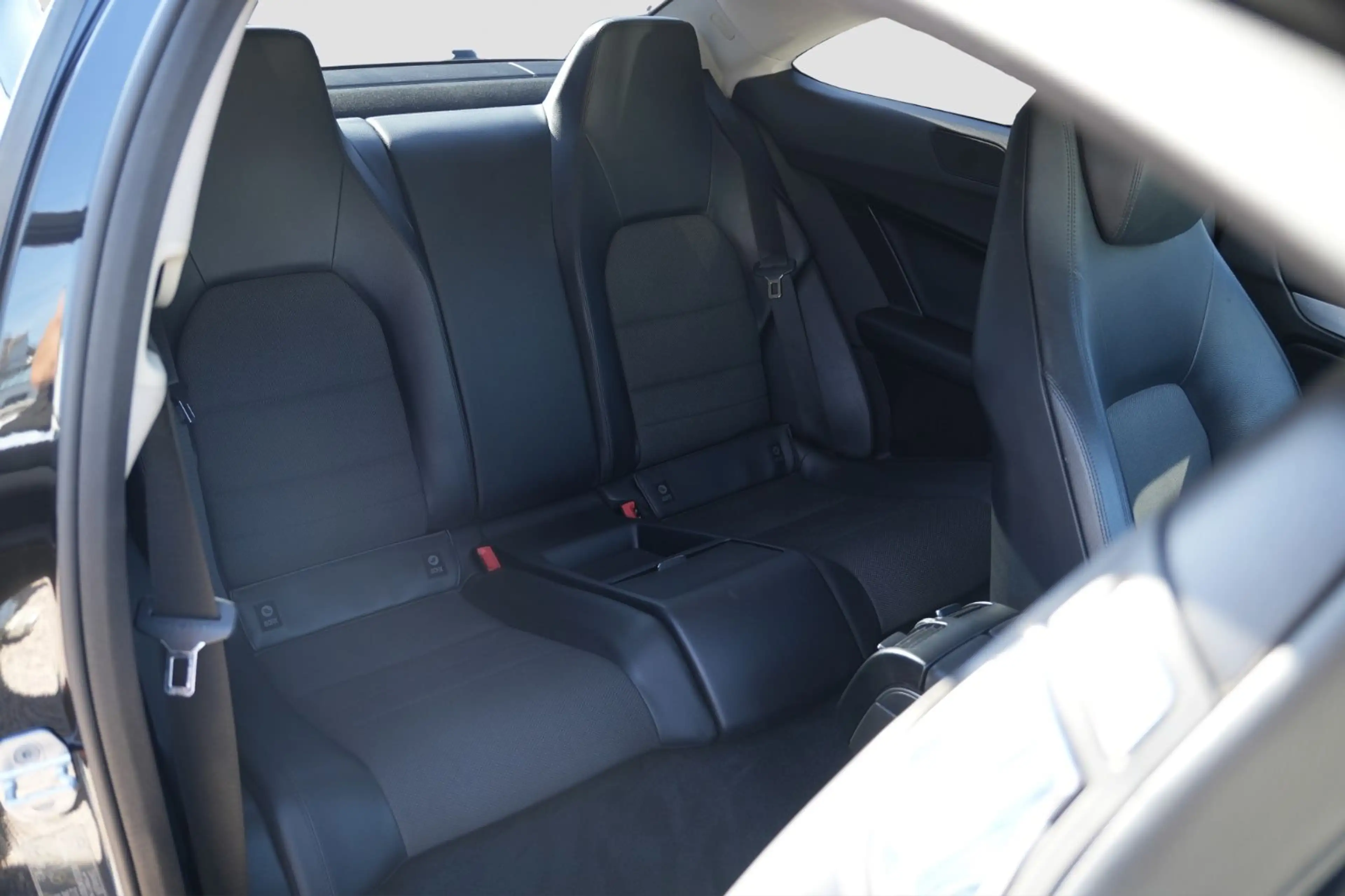Mercedes-Benz C 250 Coupe C 250 CDI BlueEfficiency/NAVIGATION/PTS/ — photo 17