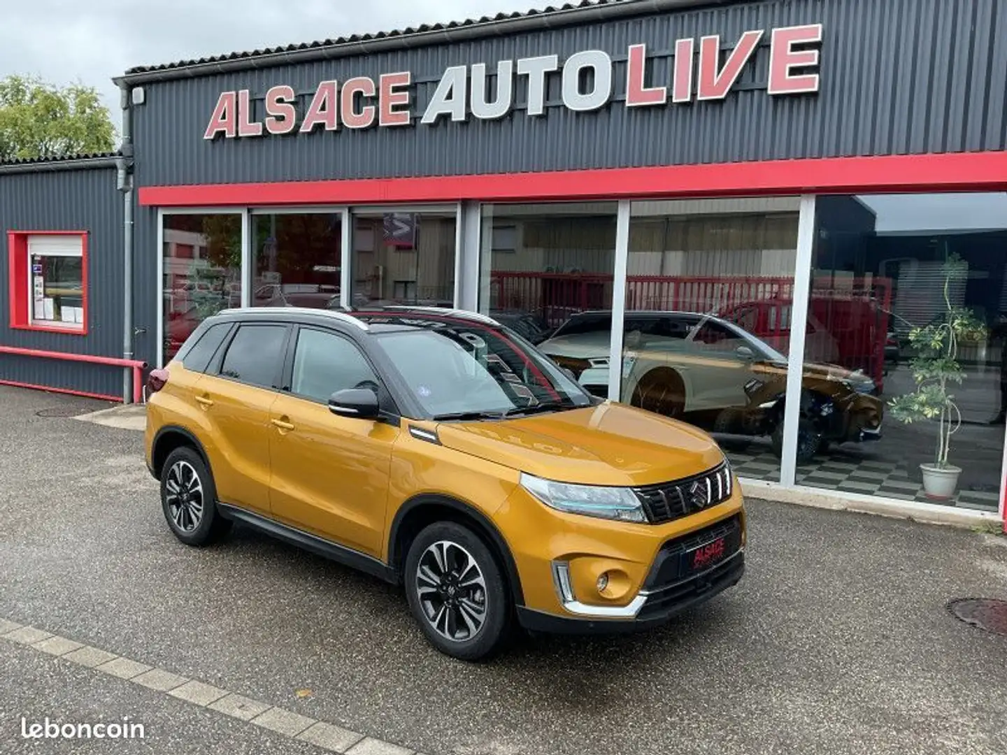 Suzuki Vitara 1.5 DUALJET HYBRID 102CH PACK AUTO ALLGRIP Or - 1