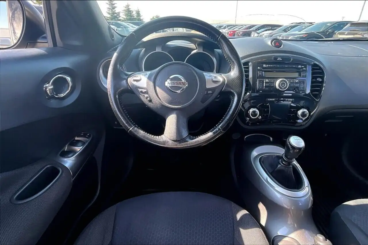 Nissan Juke photo Nissan Juke