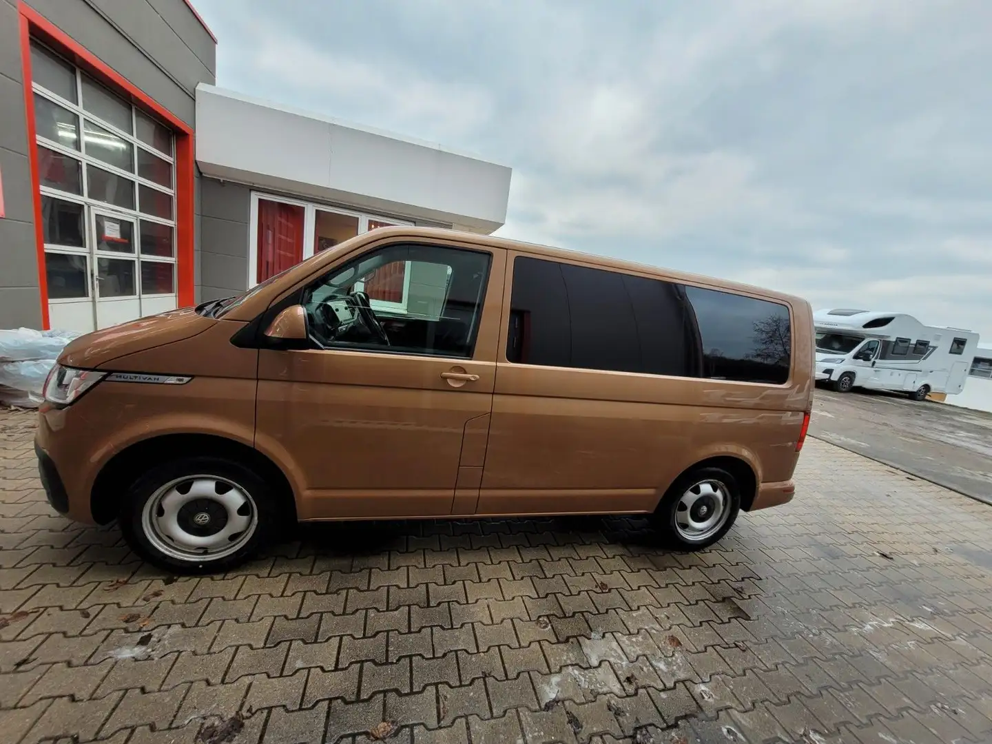 Volkswagen T6 Multivan Comfortline Standheizung AHZV - 2