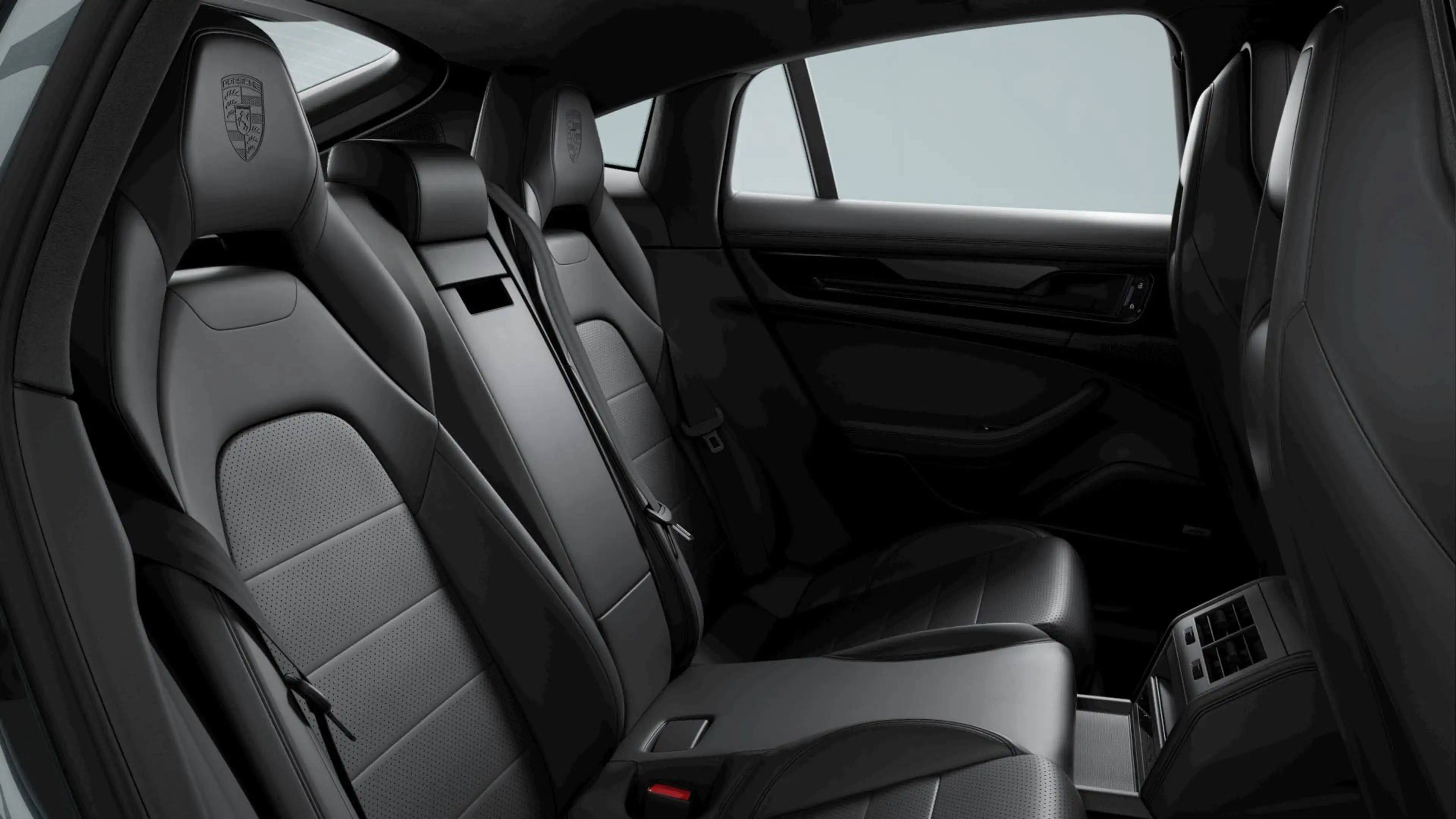 Porsche Panamera 4 E-Hybrid — photo 10