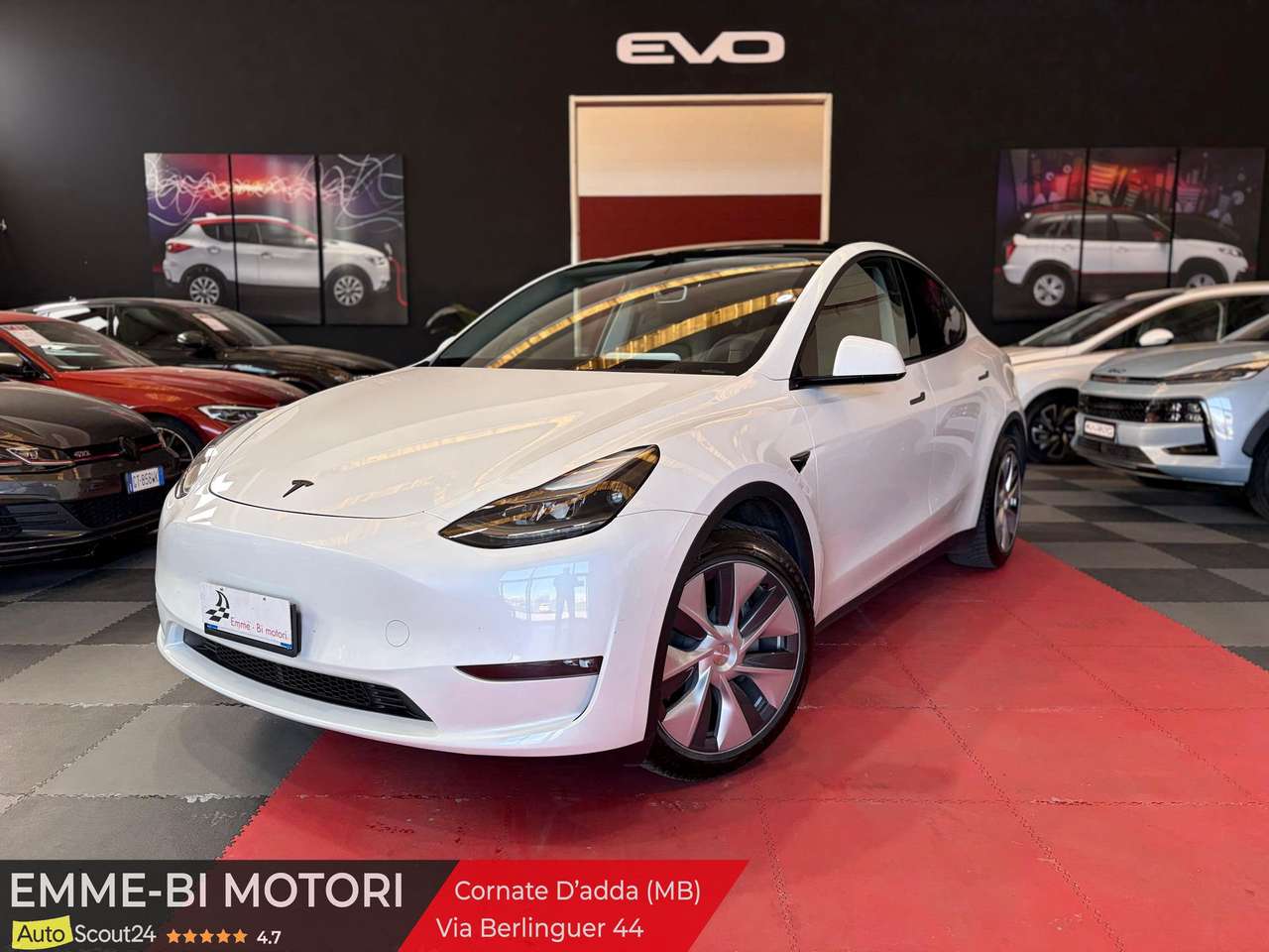 Tesla Model Y 75 kWh Dual Motor Long Range 4WD aut. accelleration boost upgrade impianto audio